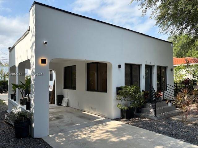 111 NW 46th StMiami - picture