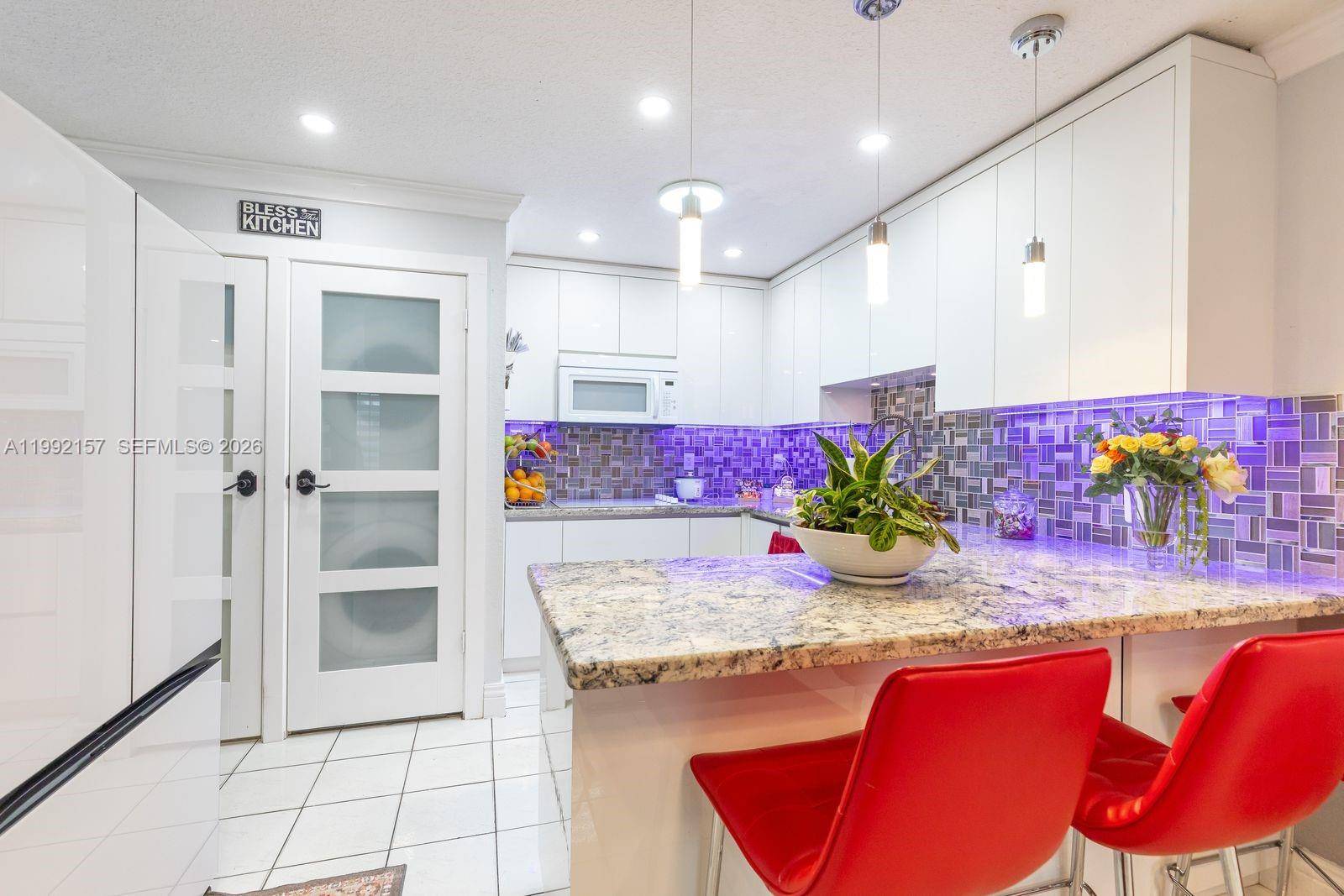 1261 W 43rd PlHialeah - picture