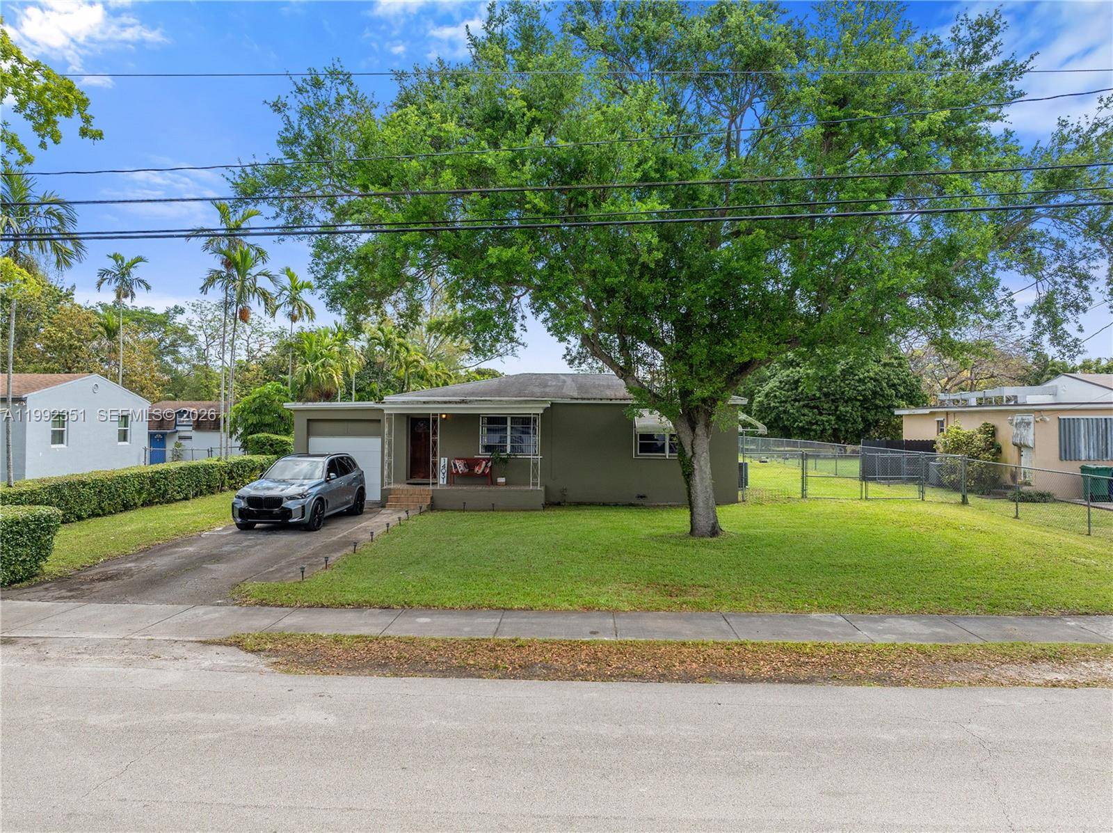 14031 NW 5th AveMiami - picture
