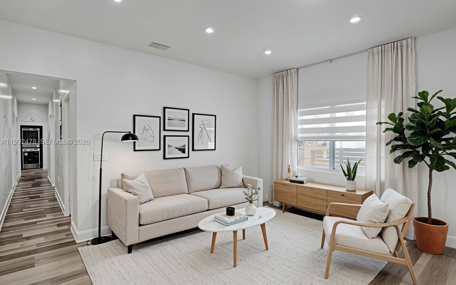 2135 SW 4th StMiami - picture