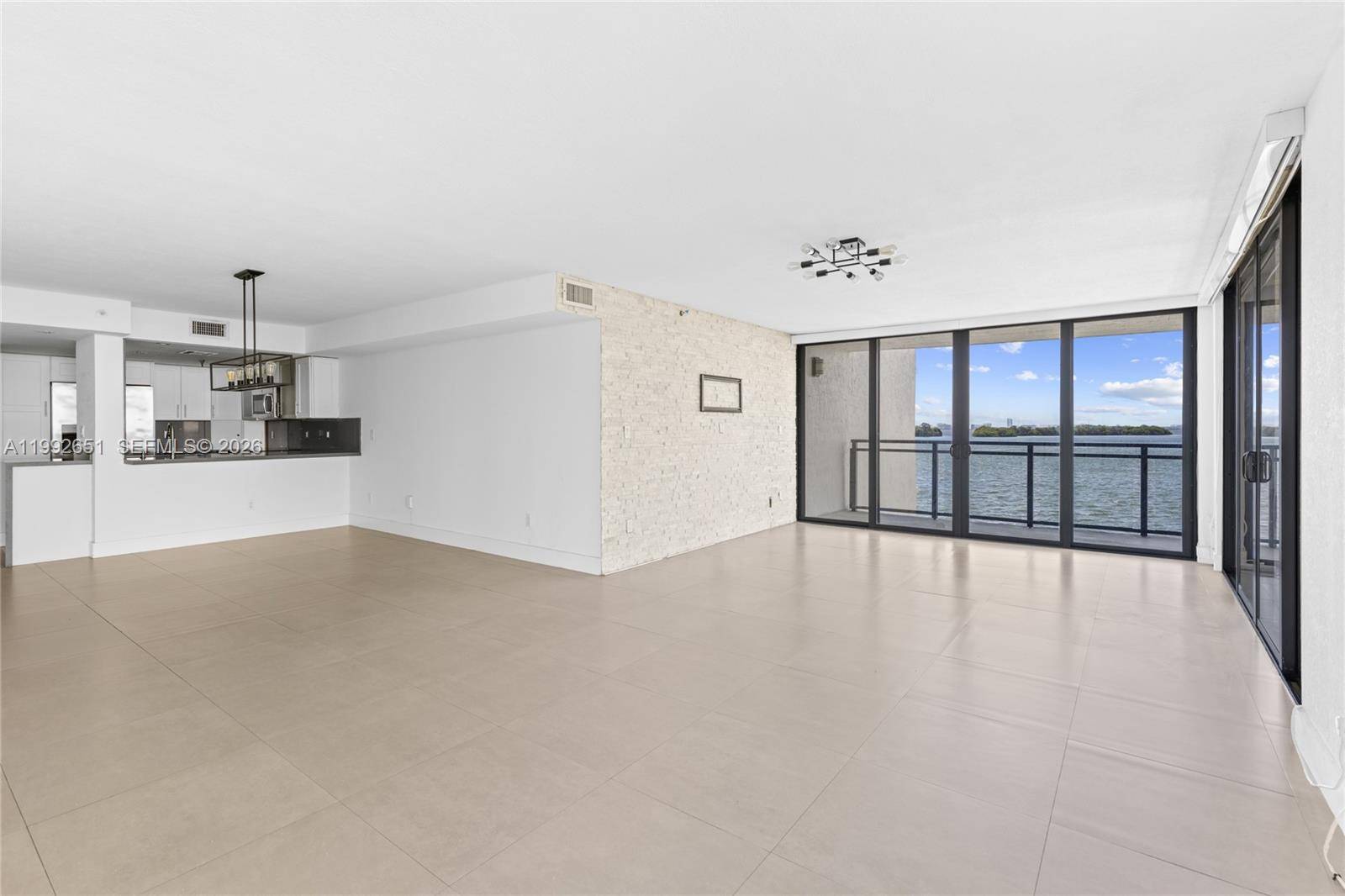 7751 NE Bayshore CtMiami - Condo/Co-Op/Annual,Condo condo unit 3A - picture