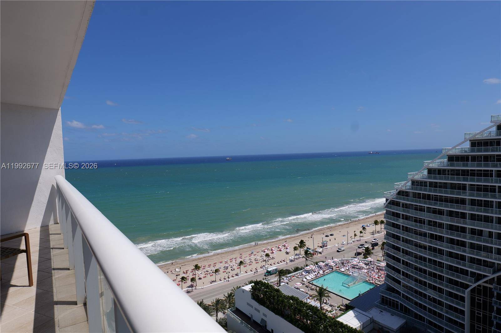 505 N Fort Lauderdale Beach BlvdFort Lauderdale - Q CLUB RESORT & RESIDENCE condo unit 2205 - picture