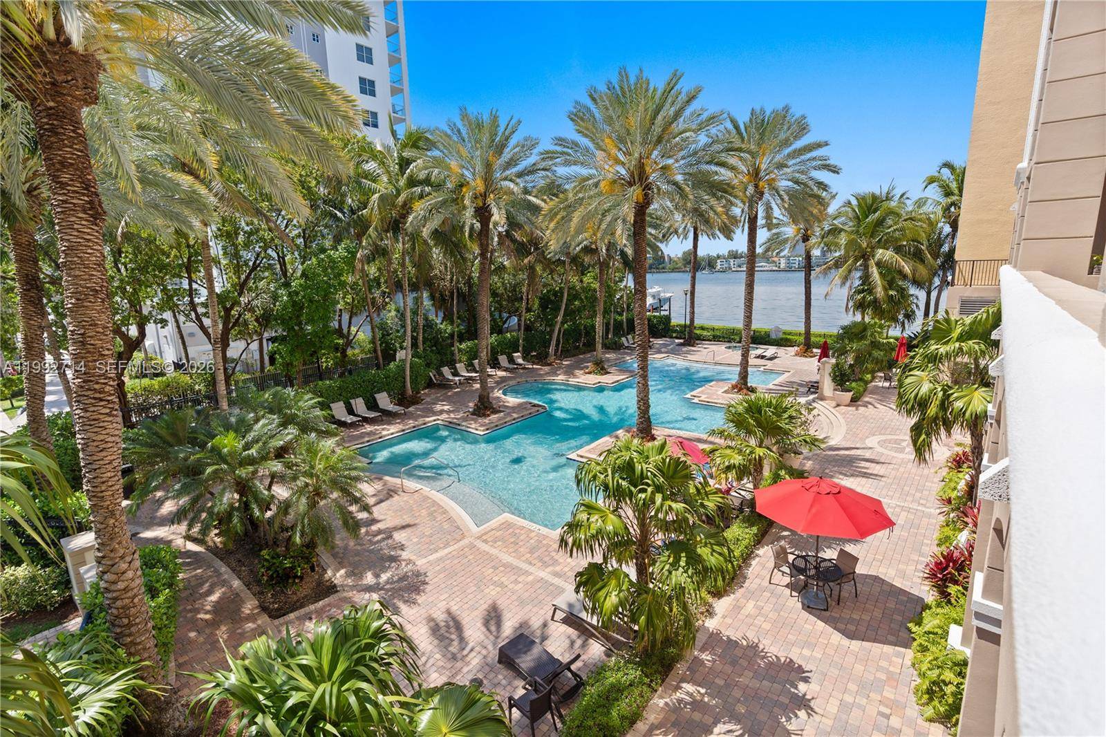 17100 N Bay RdSunny Isles Beach - PORTO BELLAGIO CONDO condo unit 1301 - picture