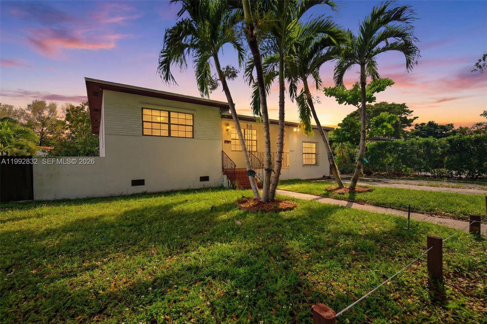 6336 SW 9th StWest Miami - picture