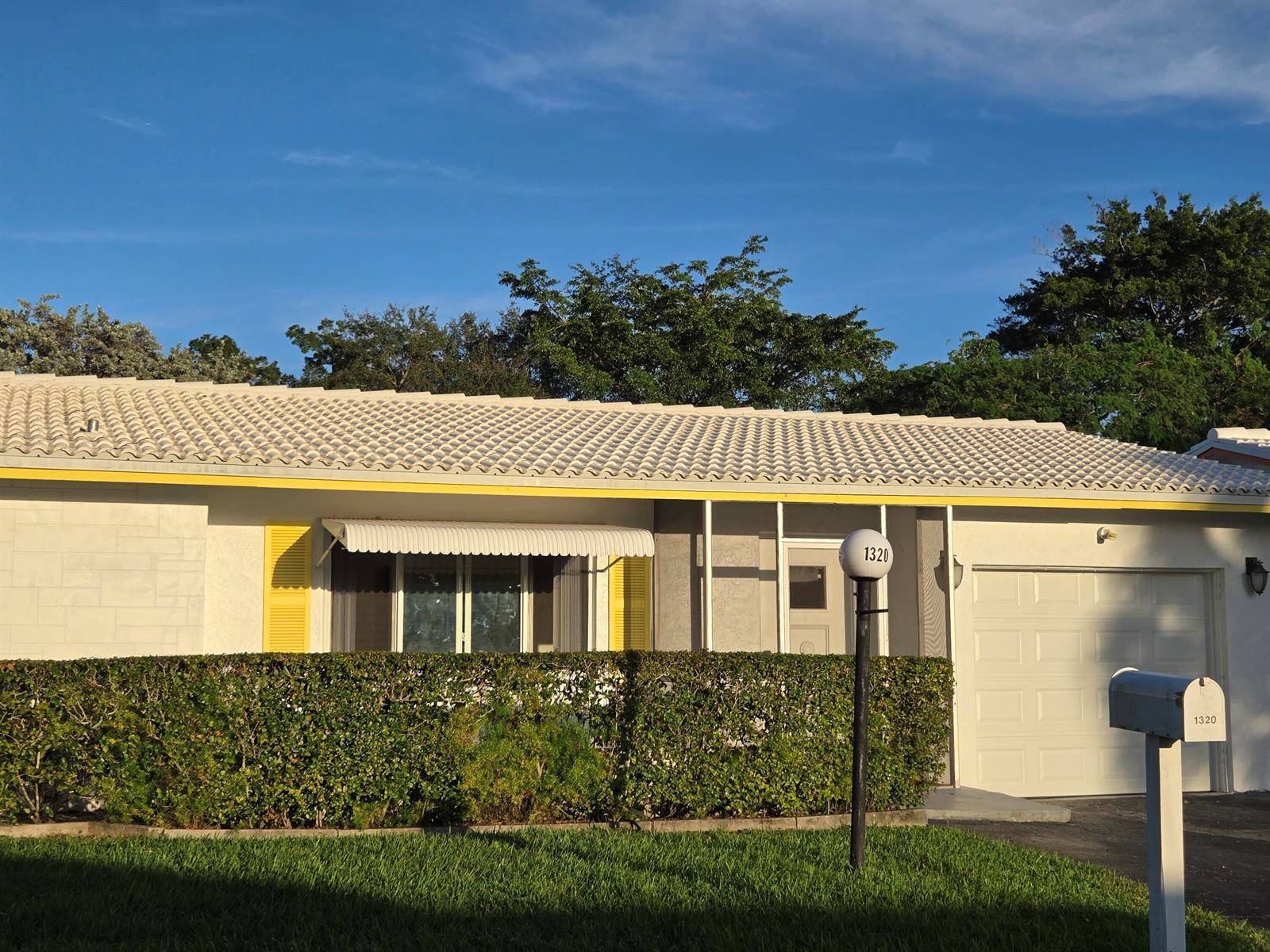1320 NW 82ndPlantation - picture