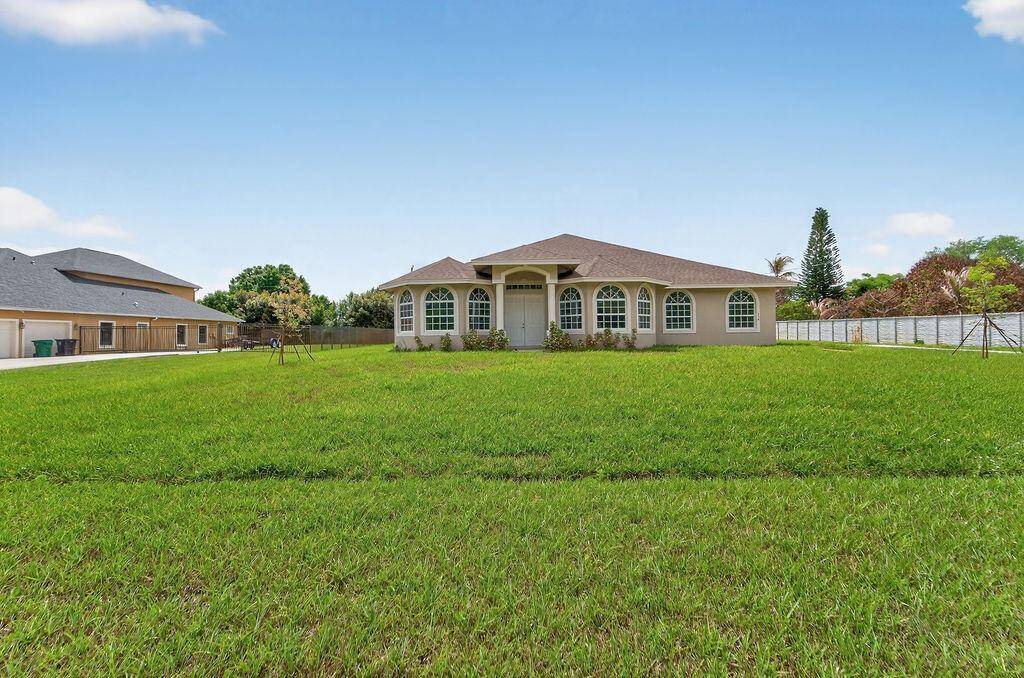 376 SW PaarPort St. Lucie - picture