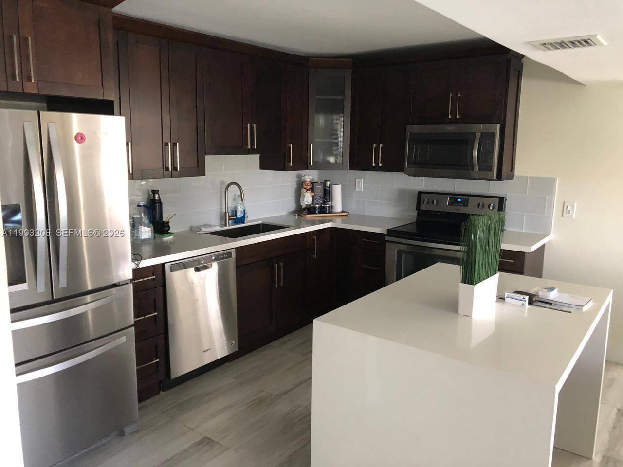 7135 Collins AveMiami Beach - BURLEIGH HOUSE CONDO condo unit 525 - picture