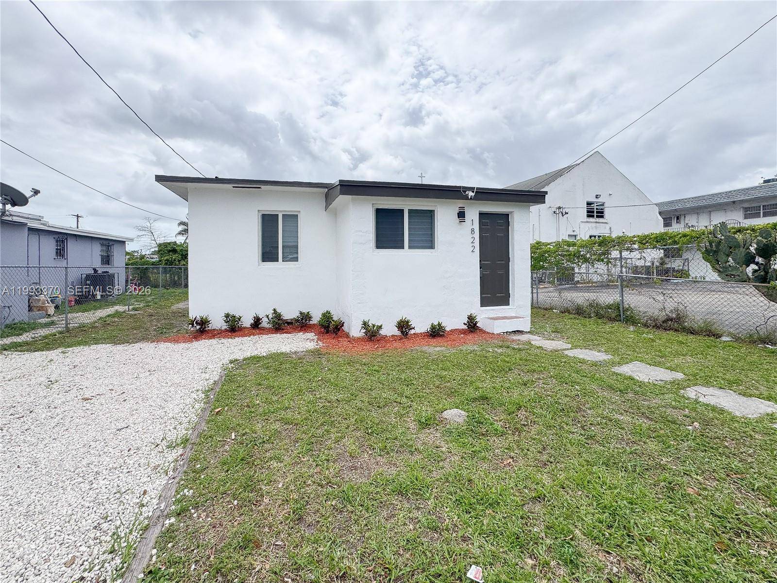 1822 NW 66th StMiami - picture