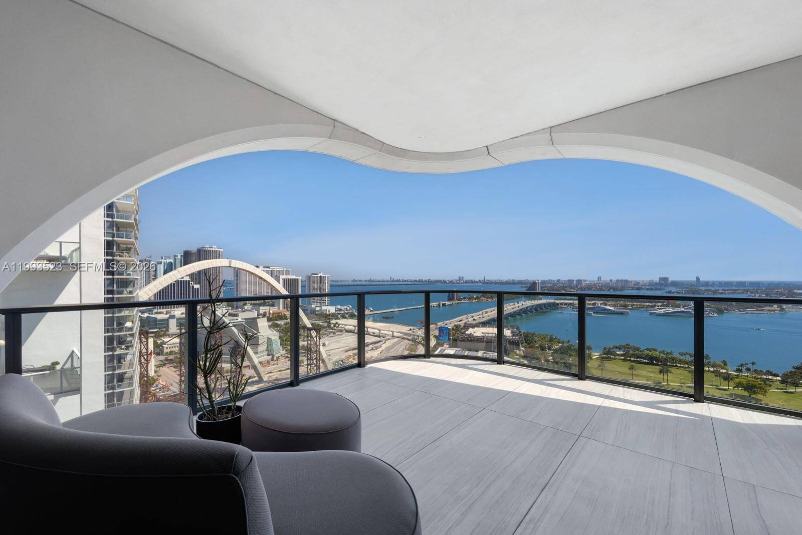 1000 Biscayne BlvdMiami - Condo 5+ Stories,Condo condo unit 2702 - picture