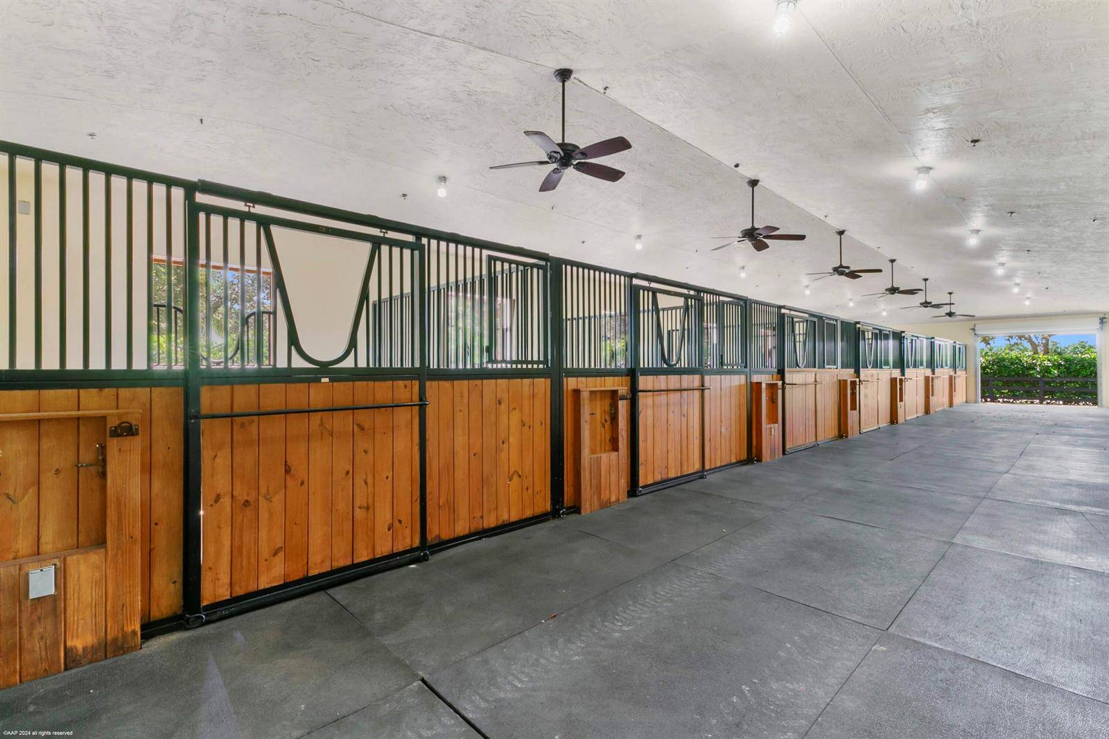 14965 OatlandWellington - PADDOCK PARK 2 OF WELLINGT,Paddock Park 2 condo unit STALLS - picture