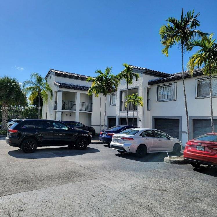 4370 NW 107th AveDoral - Condo 1-4 Stories,Condo condo unit 107 - picture