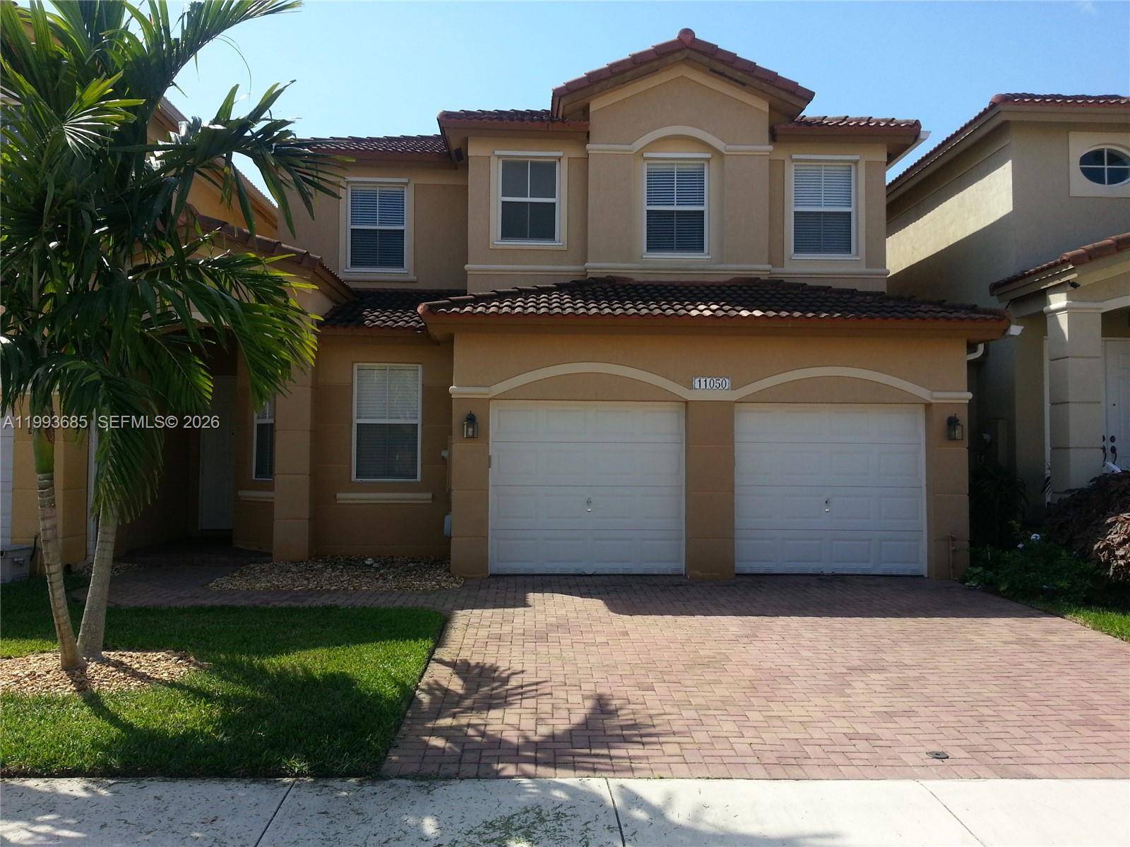 11050 NW 86th TerDoral - Townhouse Fee Simple,Townhouse condo unit . - picture