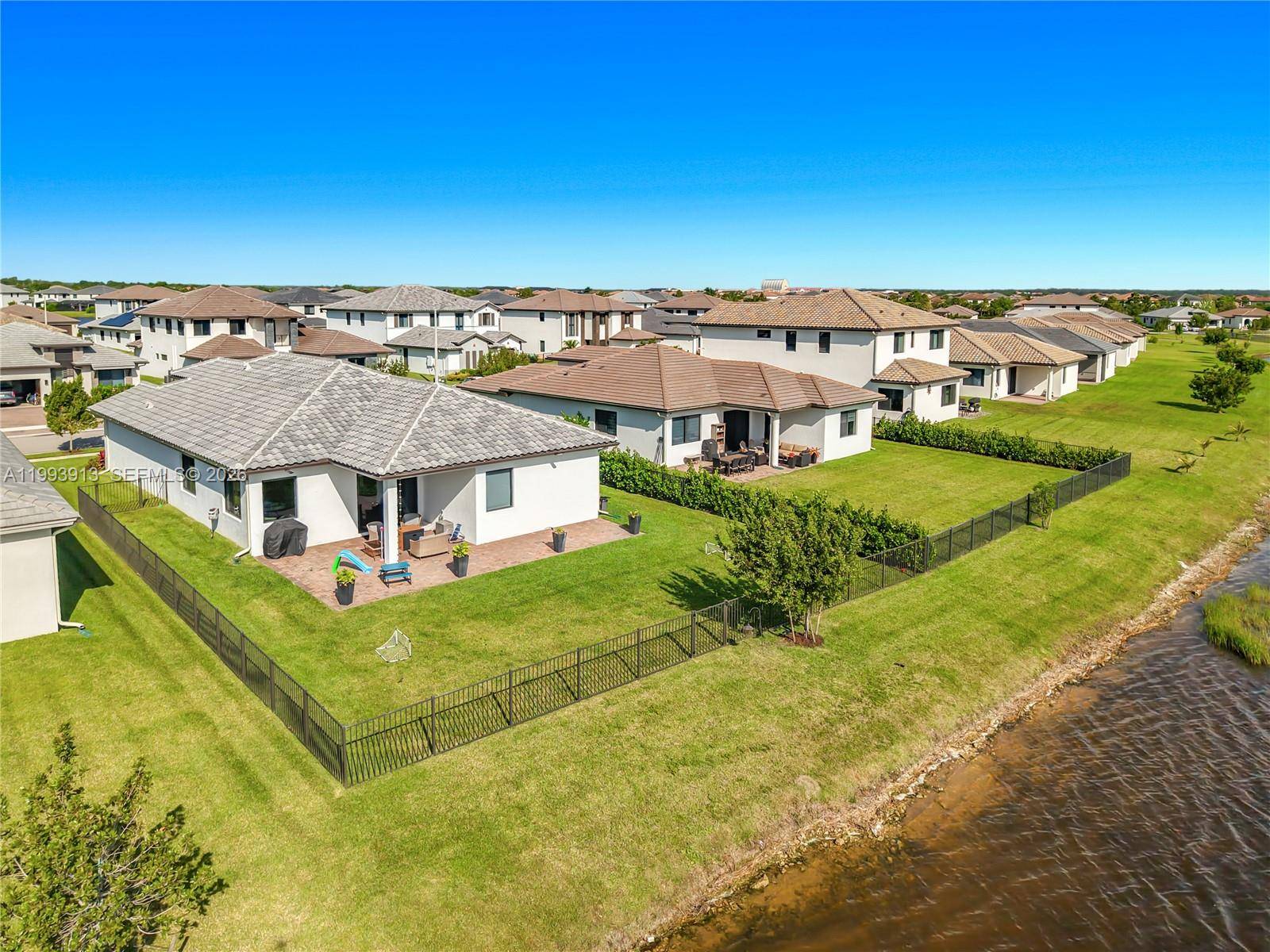 5246 Karlia DriveAve Maria - picture