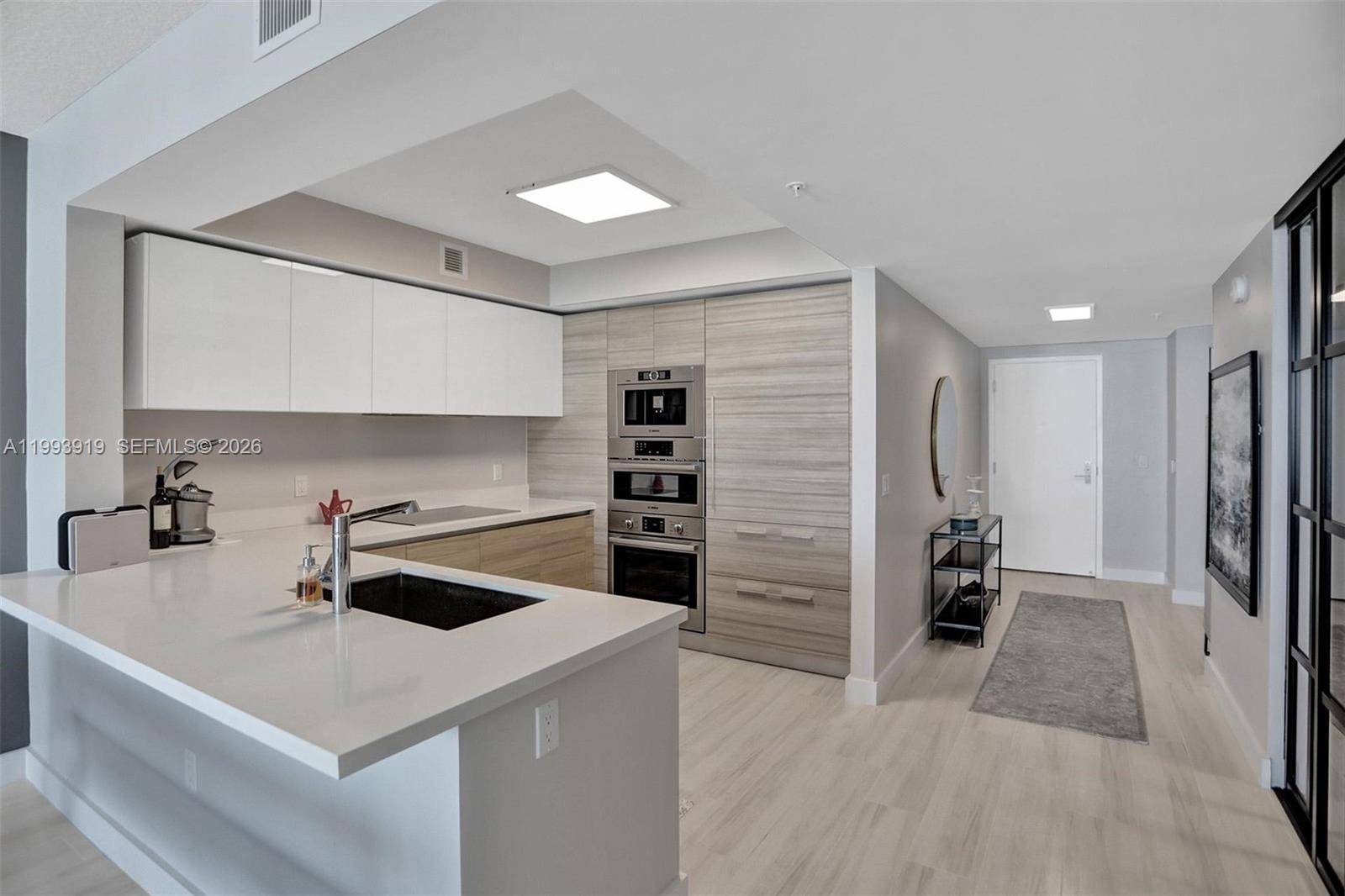 300 Sunny Isles BlvdSunny Isles Beach - Condo 5+ Stories,Condo condo unit 4-903 - picture