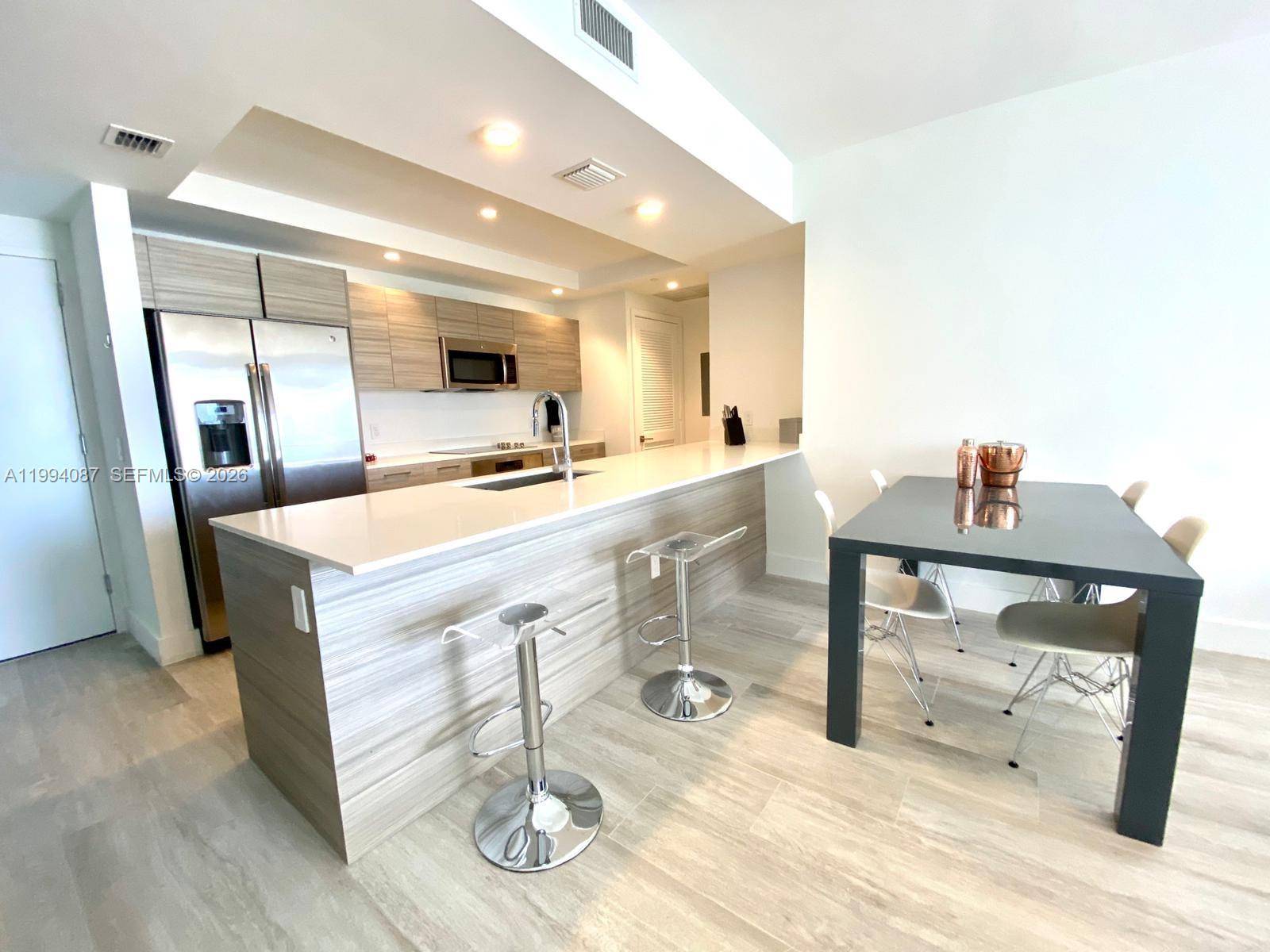 121 NE 34th StMiami - 3401 MIDTOWN CONDO condo unit 807 - picture