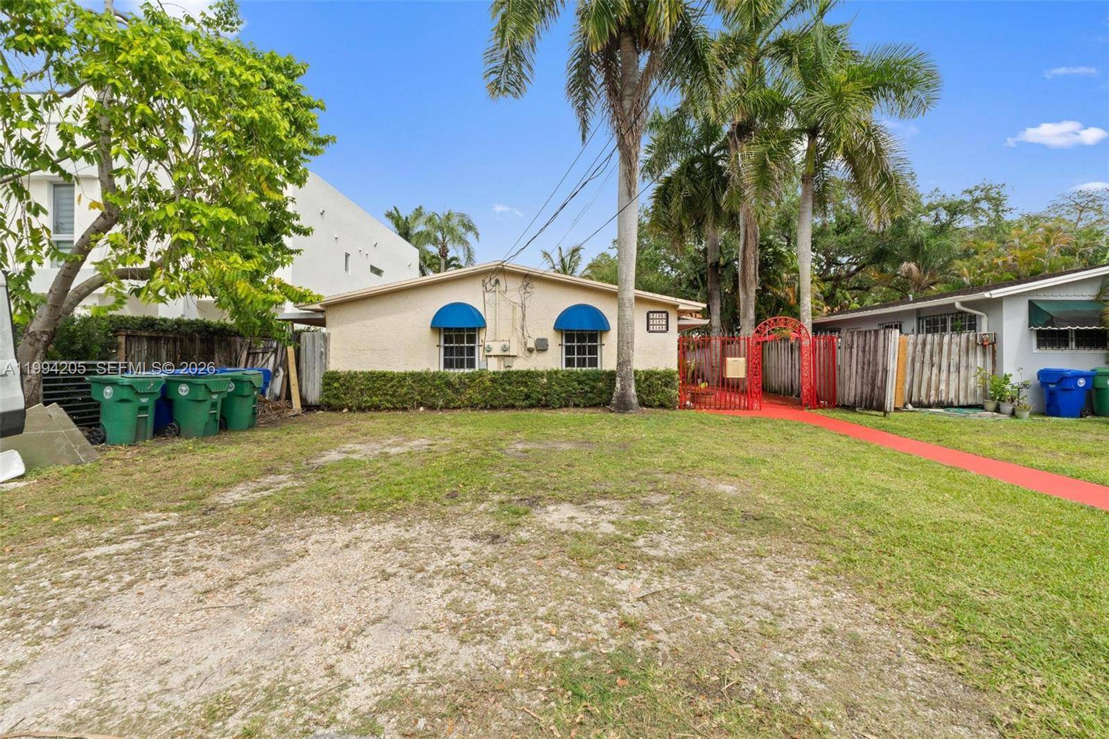 3147 Mcdonald StMiami - picture