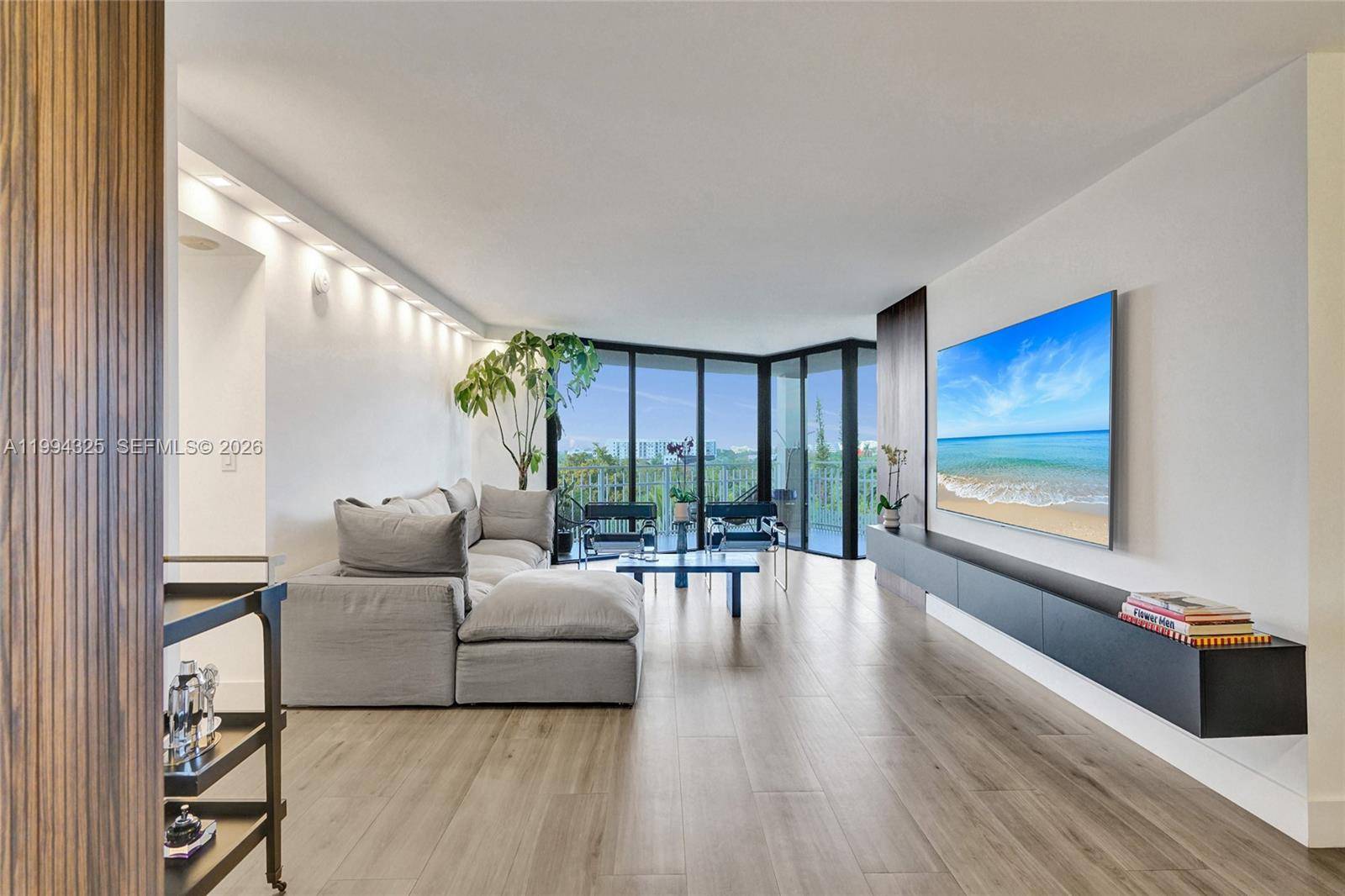 1000 Quayside TerMiami - Condo 5+ Stories,Condo condo unit 707 - picture
