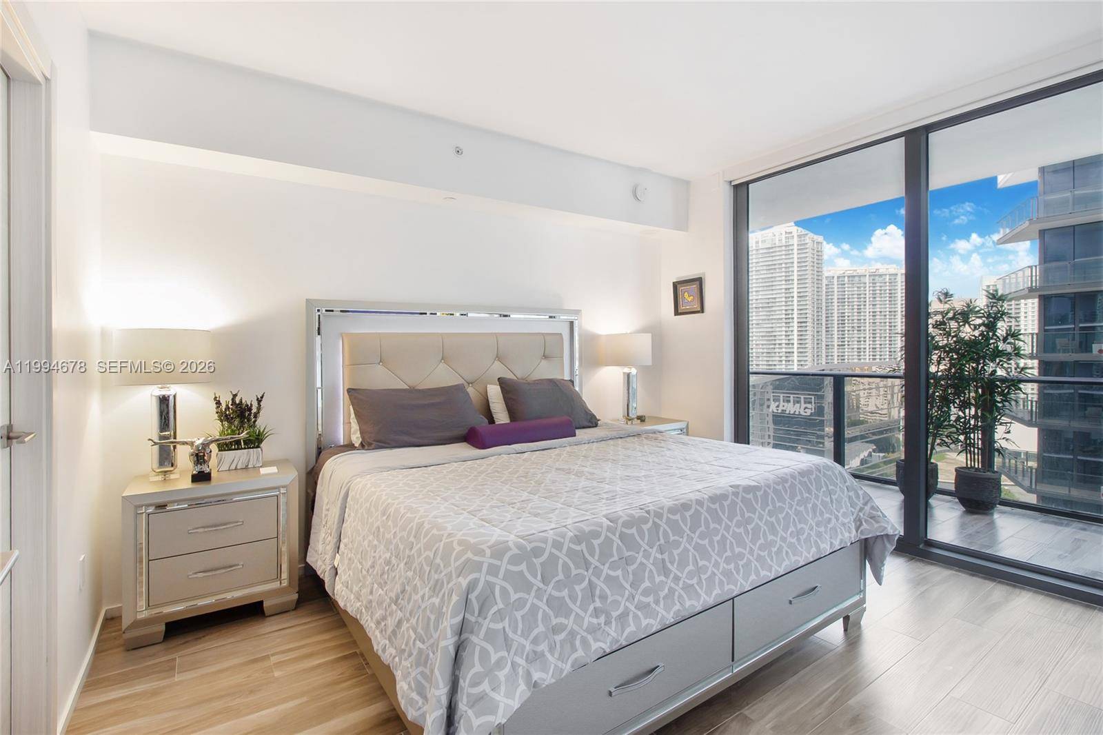 801 S Miami AveMiami - 801 SMA RESIDENCES CONDO,SLS LUX RESIDENCES condo unit 2308 - picture