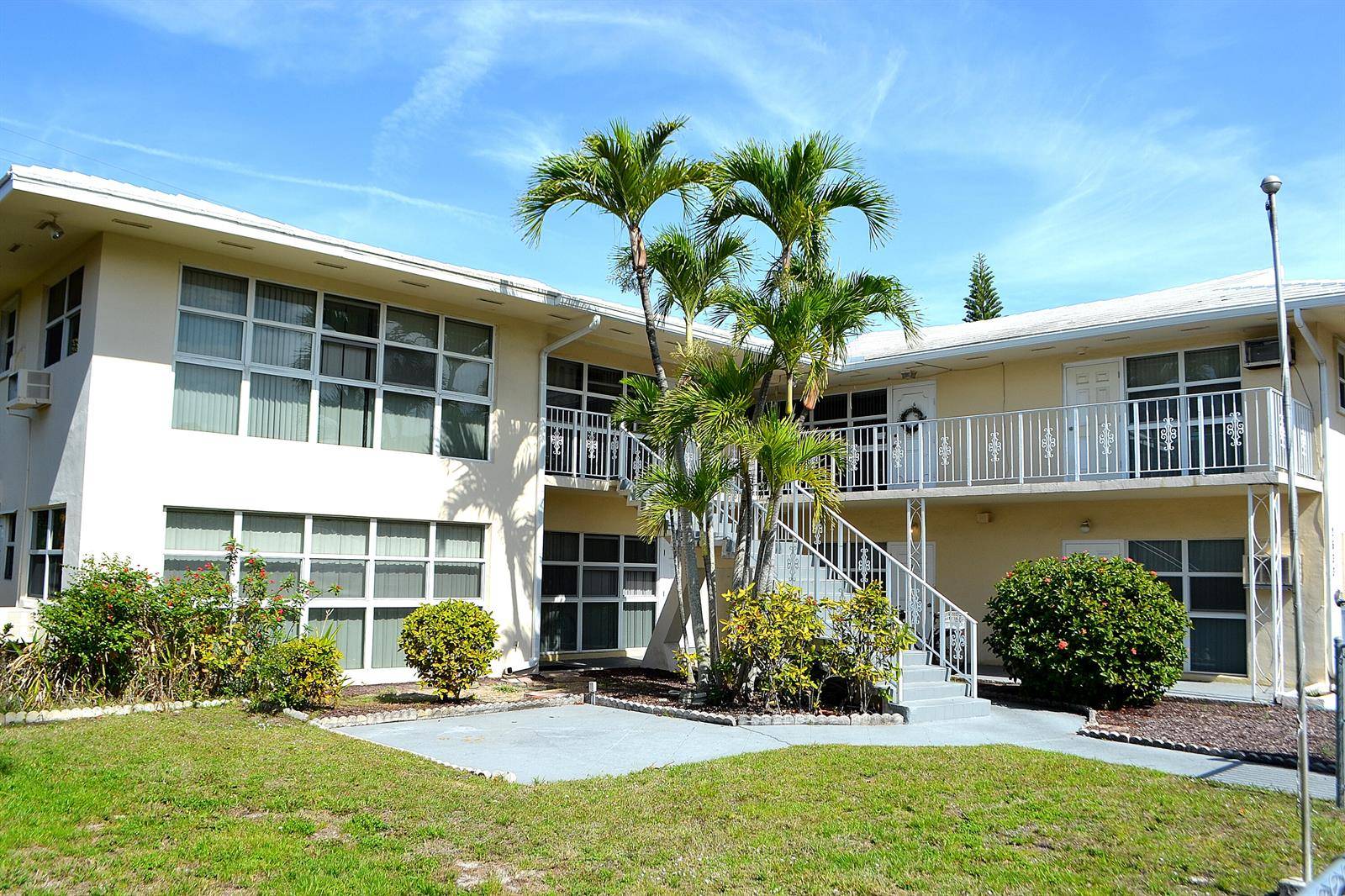 2633 Middle RiverFort Lauderdale - CORAL RIDGE GALT ADD NO 1 condo unit 1-6 - picture