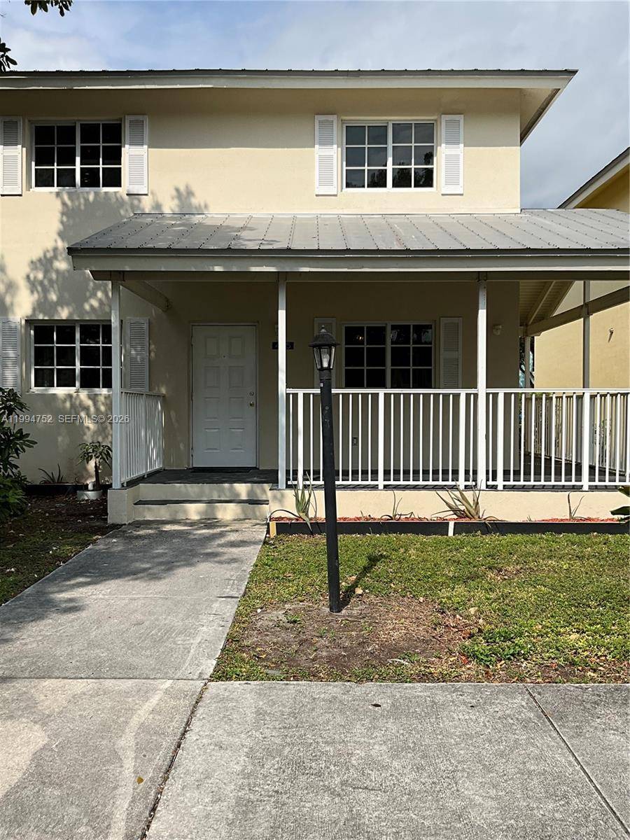 435 NW 19th LnMiami - THE VILLAS OF ST AGNES CO,THE VILLAS OF ST AGN condo unit 19 - picture