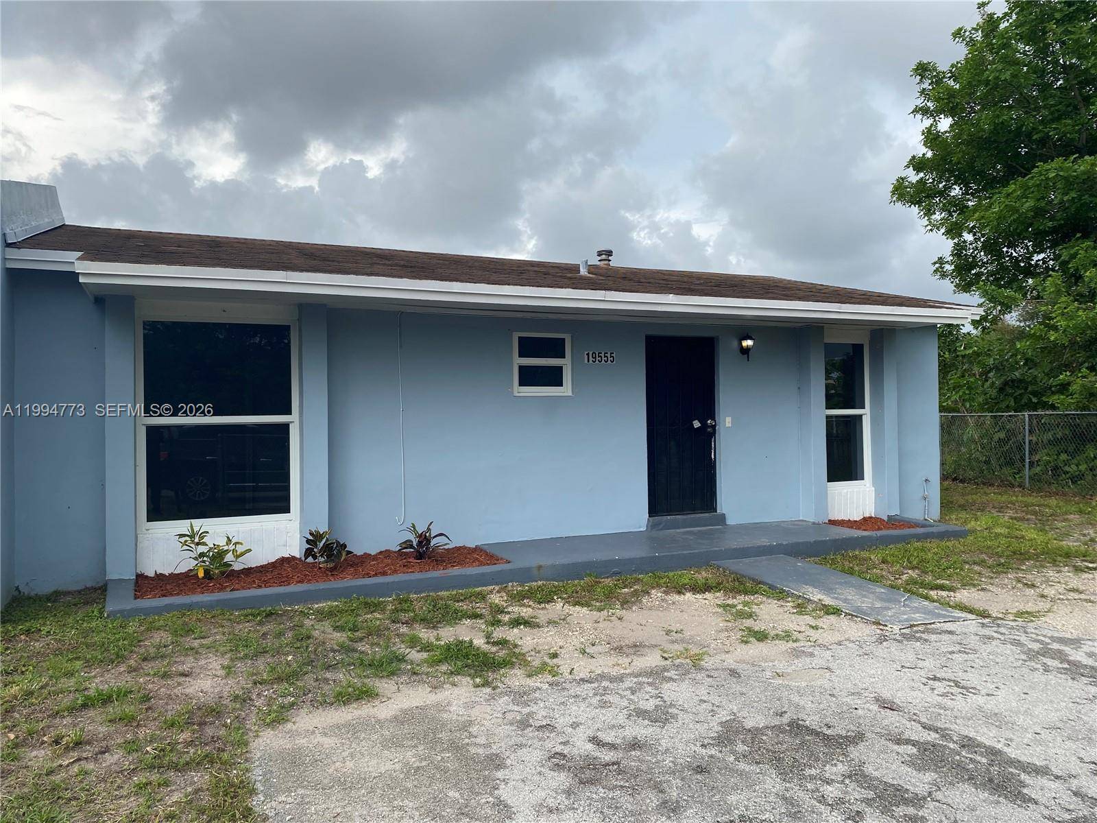 19555 NW 29th CtMiami Gardens - Townhouse Fee Simple,Townhouse condo unit 1 - picture