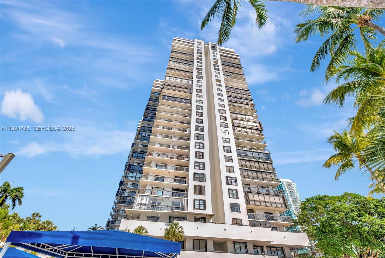 2333 Brickell AveMiami - BRICKELL BAY CLUB CONDO condo unit 305 - picture