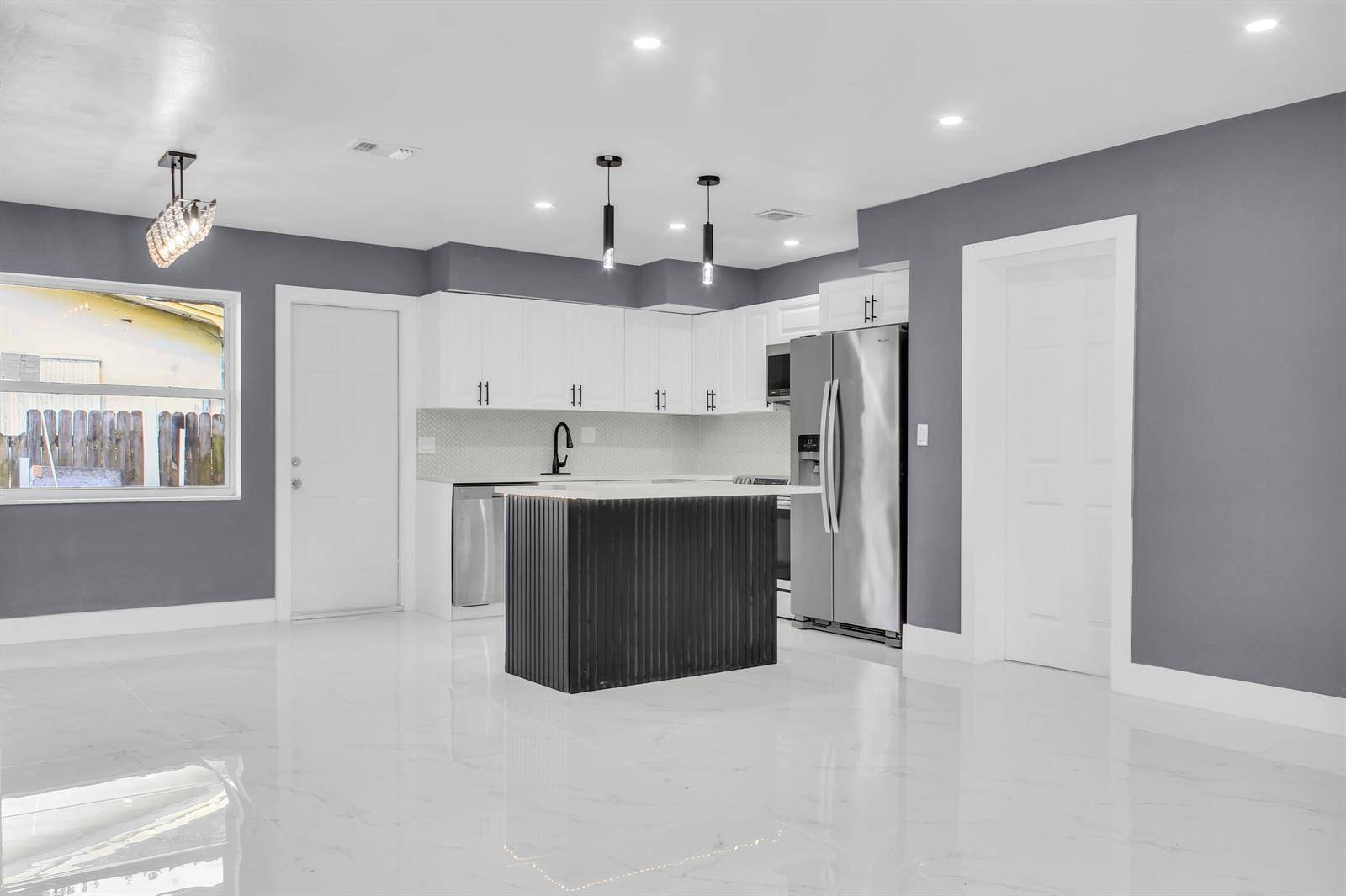 915 SW 3rdBoynton Beach - picture