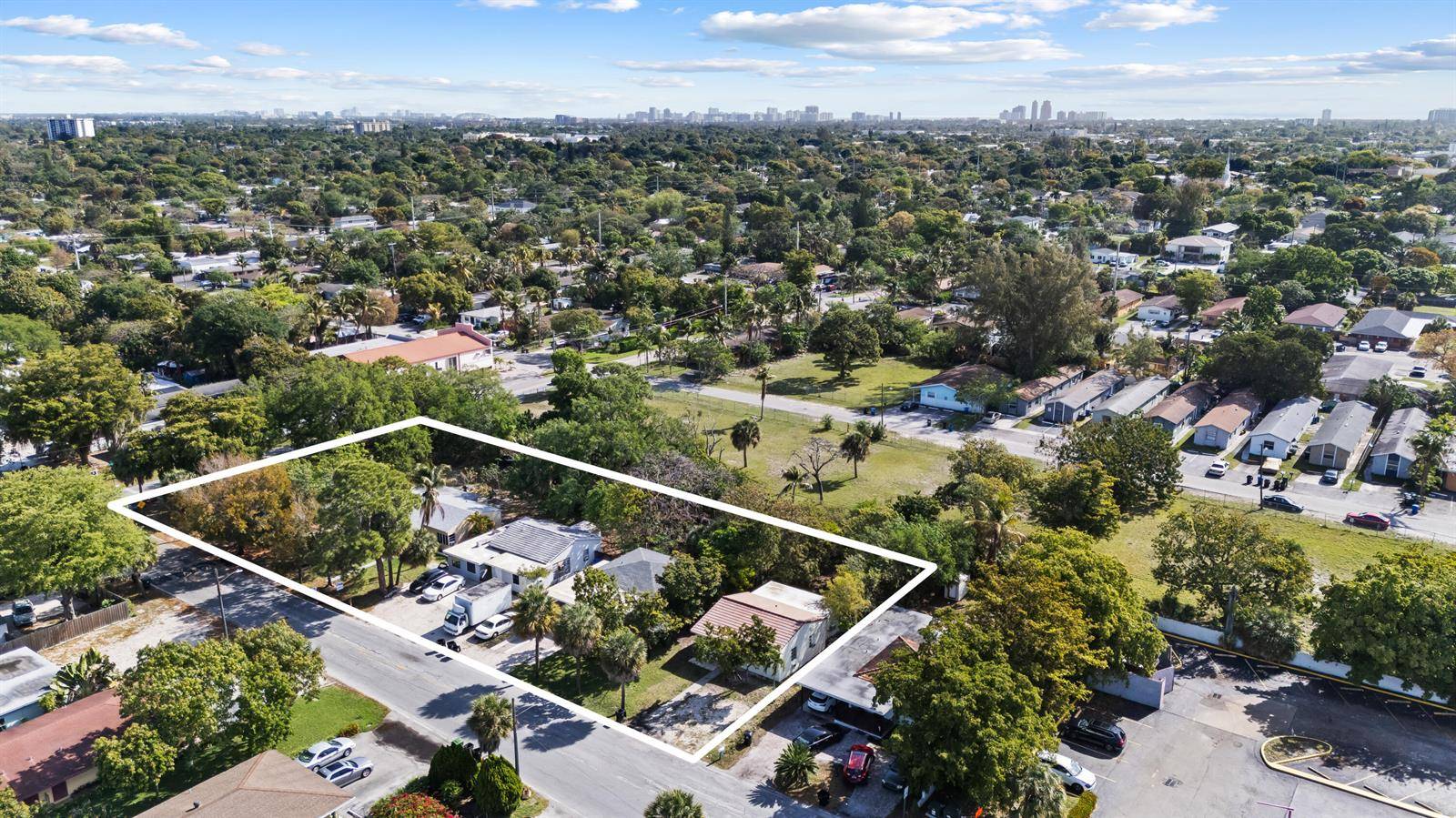 1026-1044 NW 7thFort Lauderdale - picture
