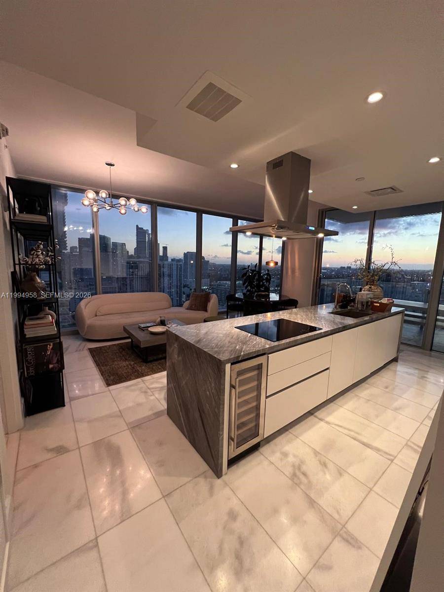 700 NE 26th TerMiami - ESCOTTONIA PARK condo unit 2805 - picture