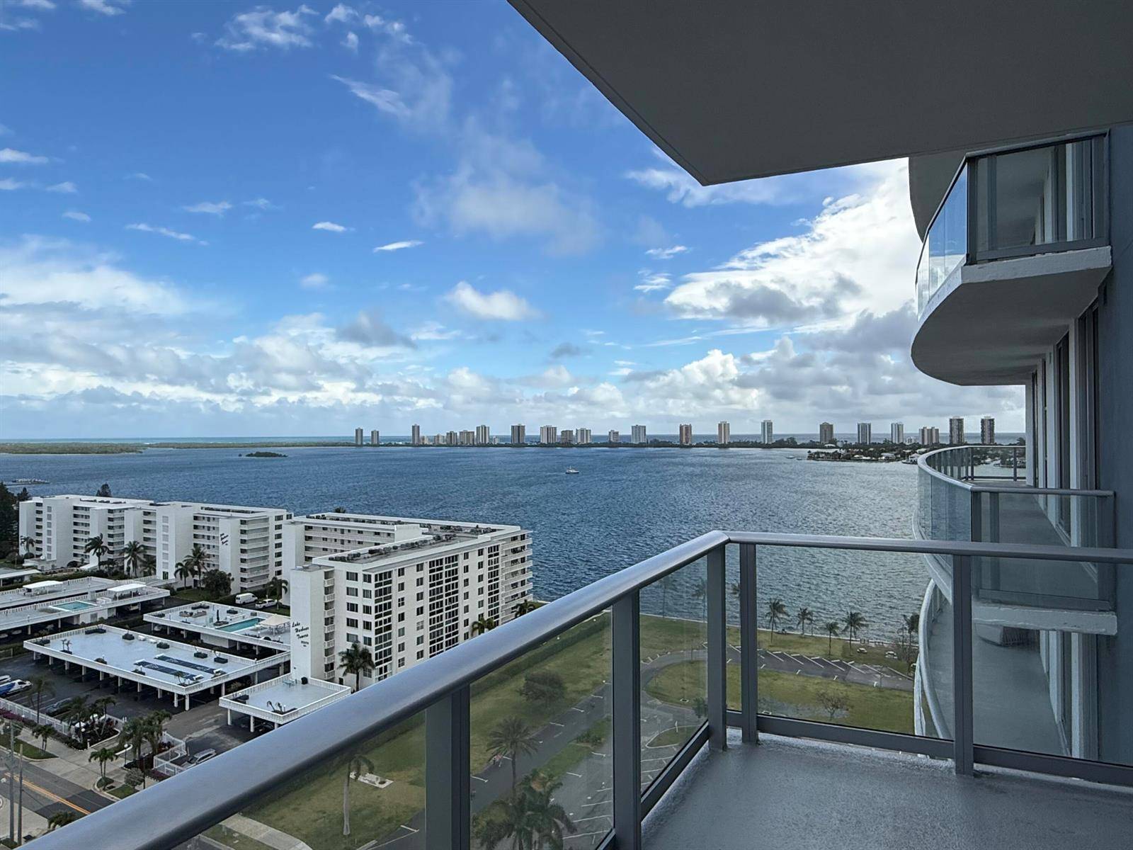 220 Lake ShoreLake Park - NAUTILUS 220 CONDO condo unit Unit 1505 - picture