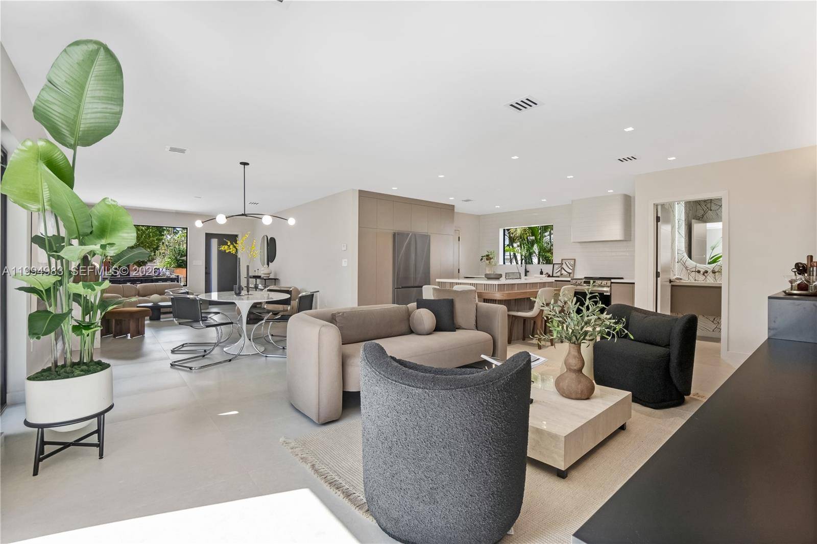 6207 SW 10th StWest Miami - picture