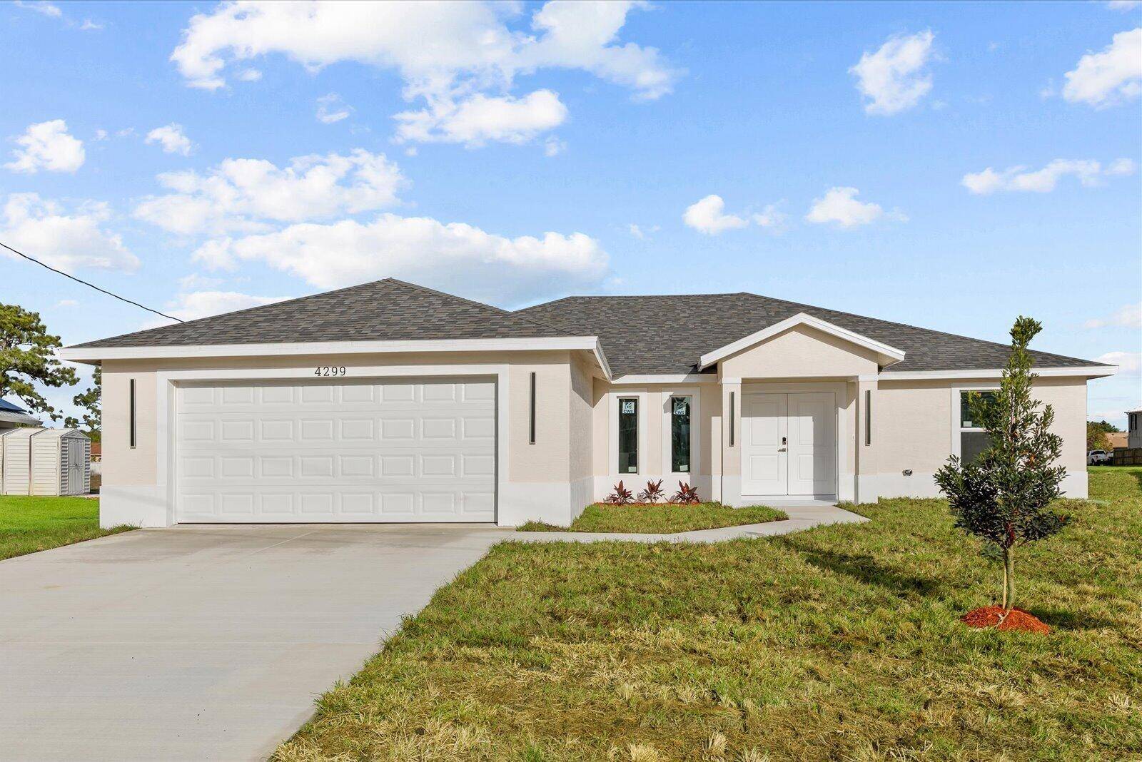 4299 SW HagaplanPort St. Lucie - picture