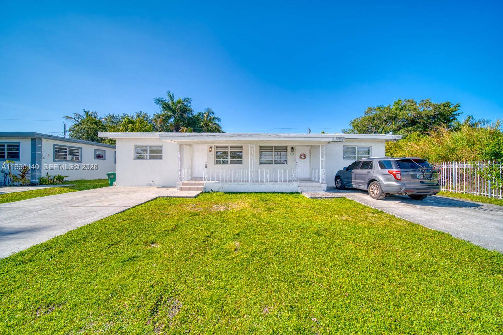 1340 NW 102nd StMiami - picture