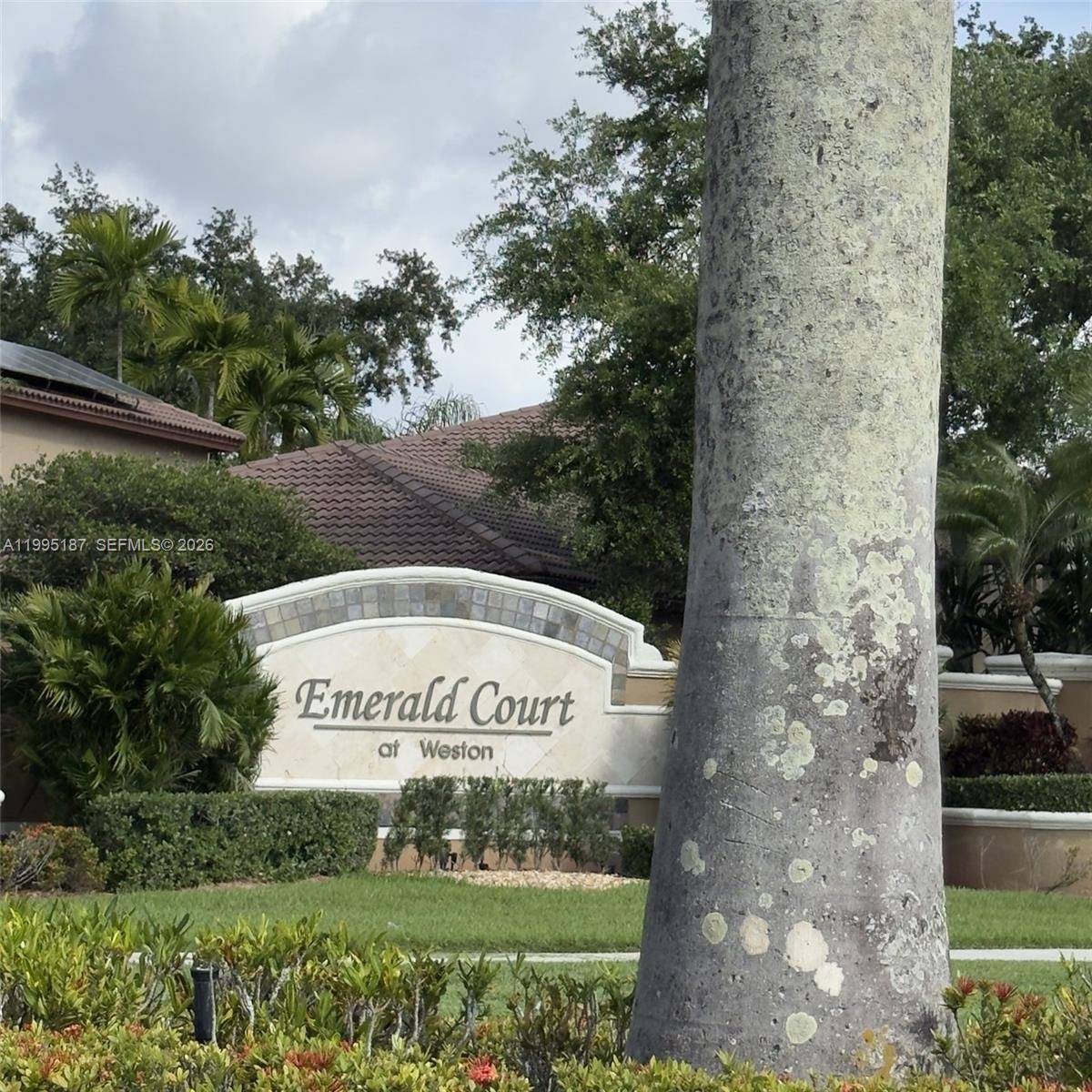 16029 Emerald Cove RdWeston - picture