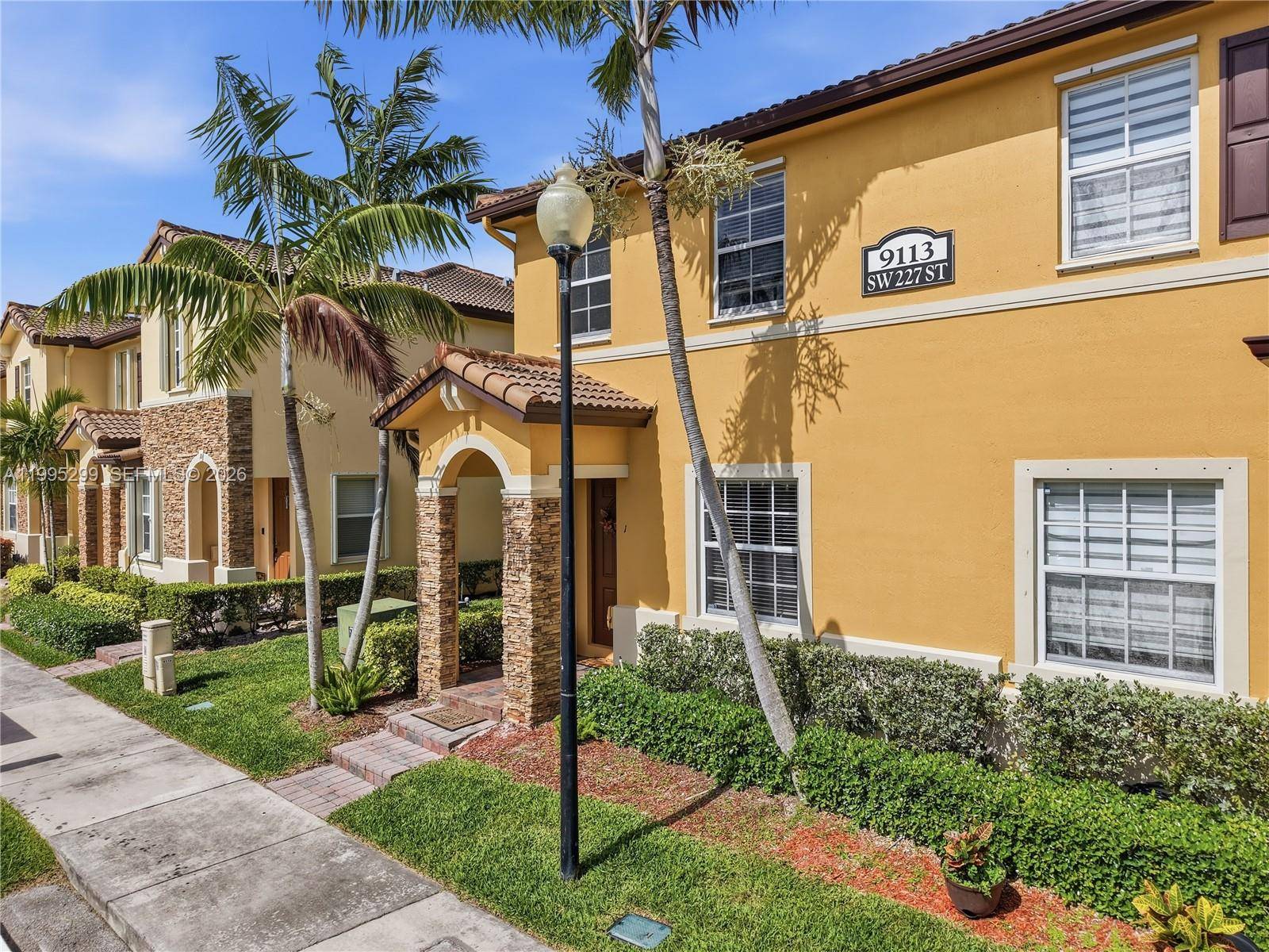 9113 SW 227th StCutler Bay - Townhouse Fee Simple,Townhouse condo unit 1 - picture