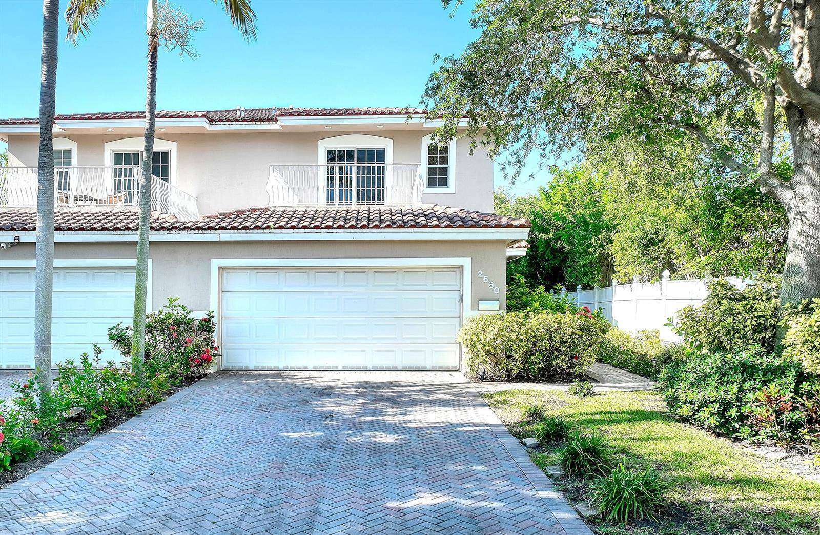2560 NE 11thPompano Beach - picture
