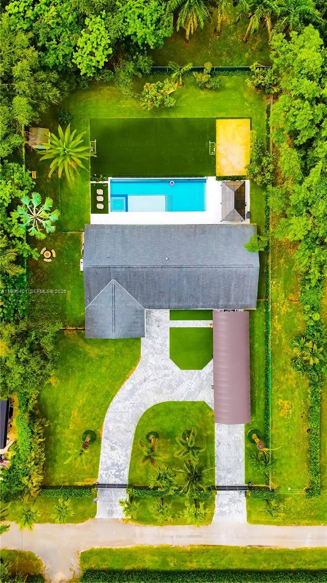 18840 SW 218th StMiami - picture