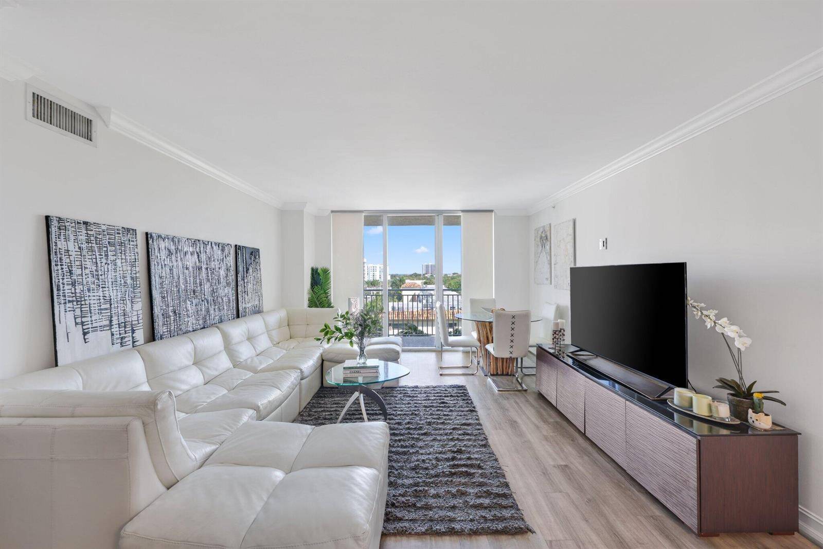 99 SE MiznerBoca Raton - PALMETTO PLACE CONDO condo unit 609 - picture