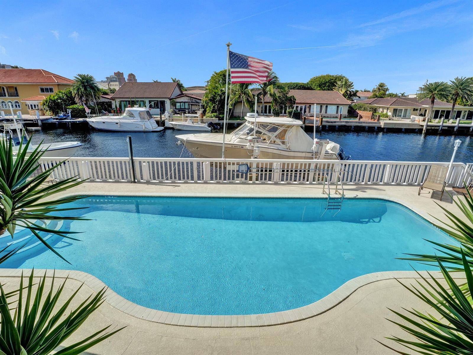 2866 NE 30thFort Lauderdale - LAFAYETTE ARMS CO-OP condo unit 3 - picture