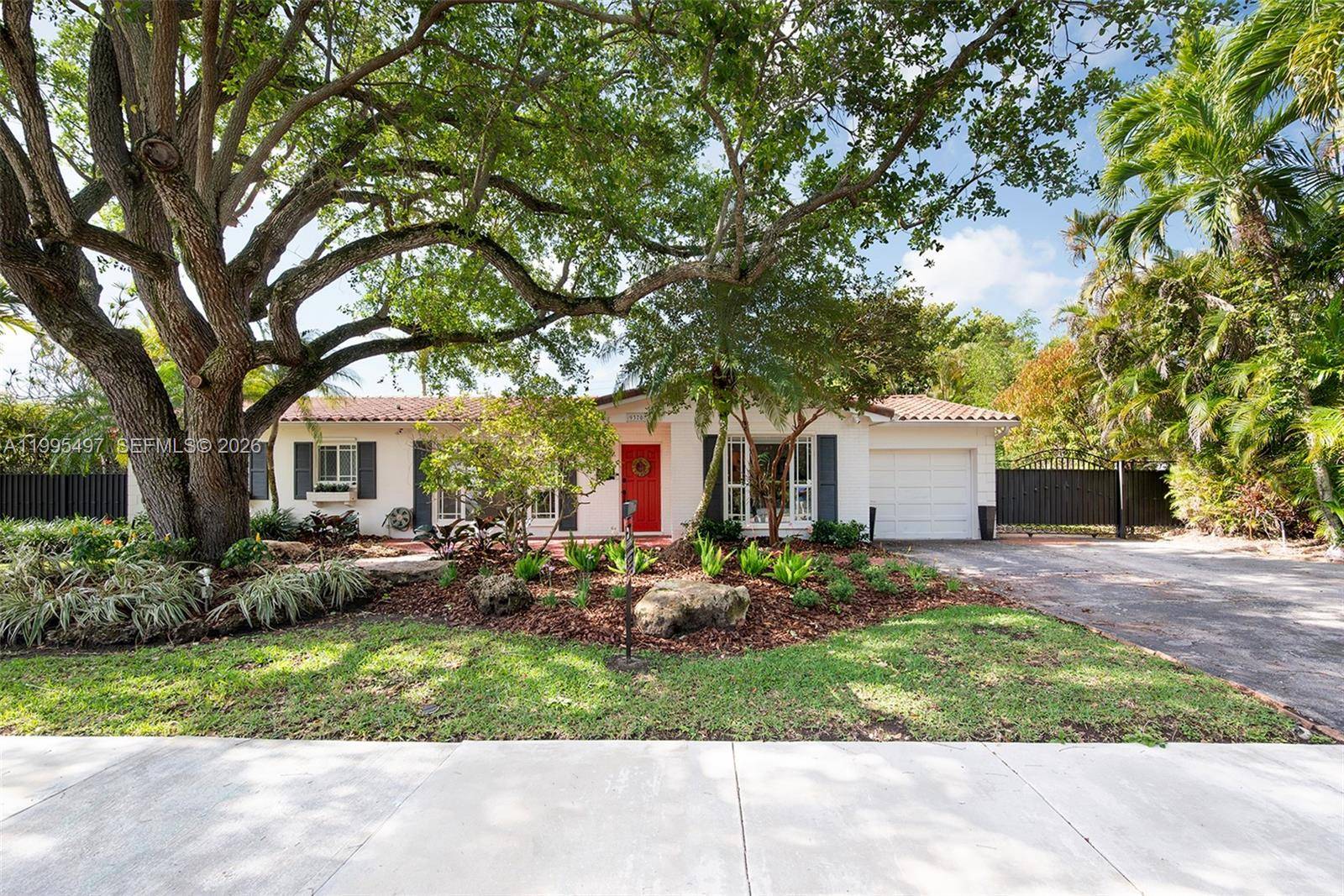 9370 SW 82nd StMiami - picture