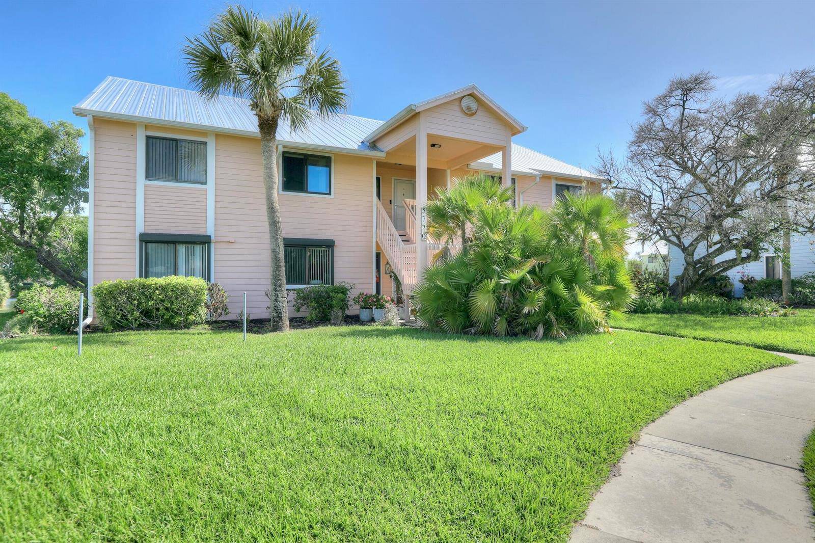 5720 Pelican PointeSebastian - PELICAN POINTE OF SEBASTIA,Pelican Pointe condo unit 3 - picture