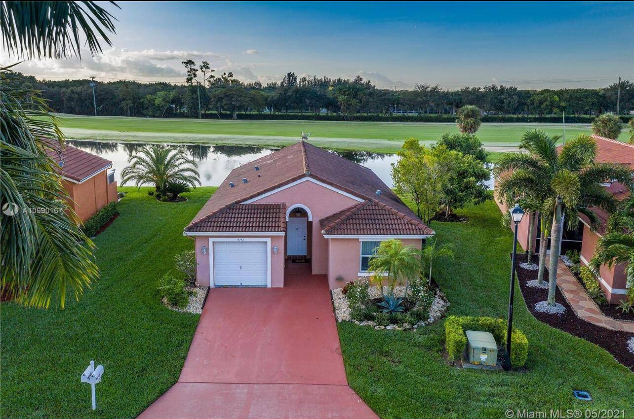 8193 Pelican HarbourLake Worth - picture