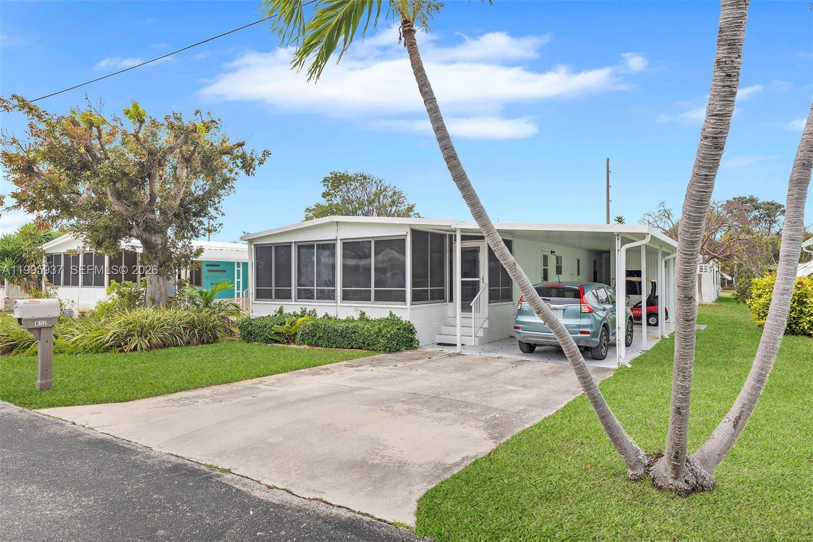 812 S Silver CirKey Largo - picture
