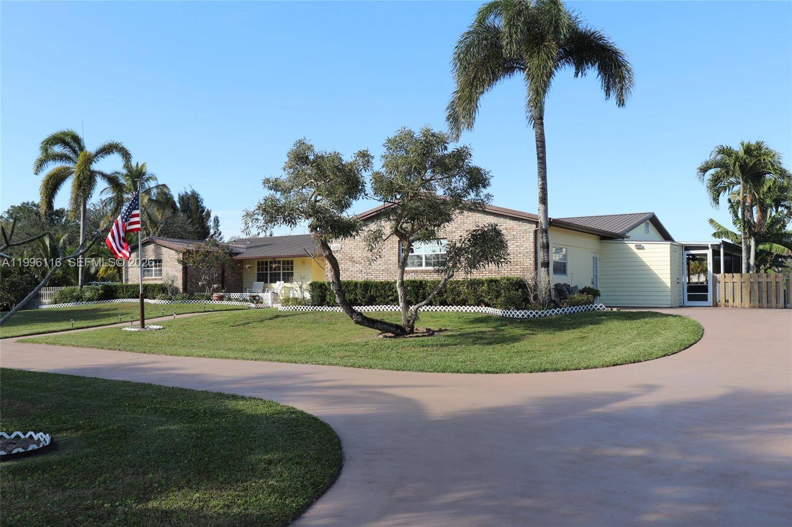18901 SW 63rd StSouthwest Ranches - picture