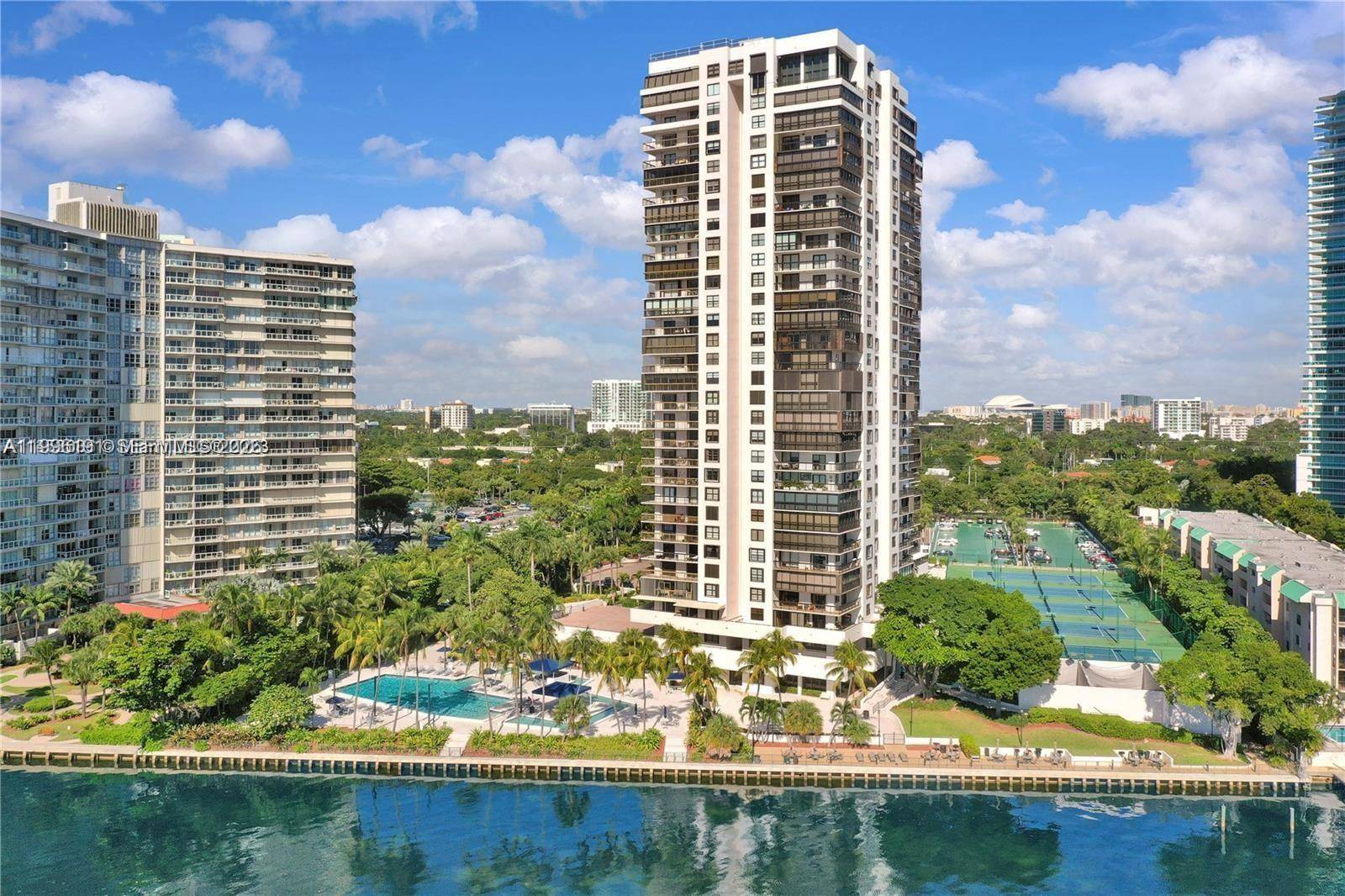 2333 Brickell AveMiami - Condo/Co-Op/Annual,Condo condo unit 2504 - picture