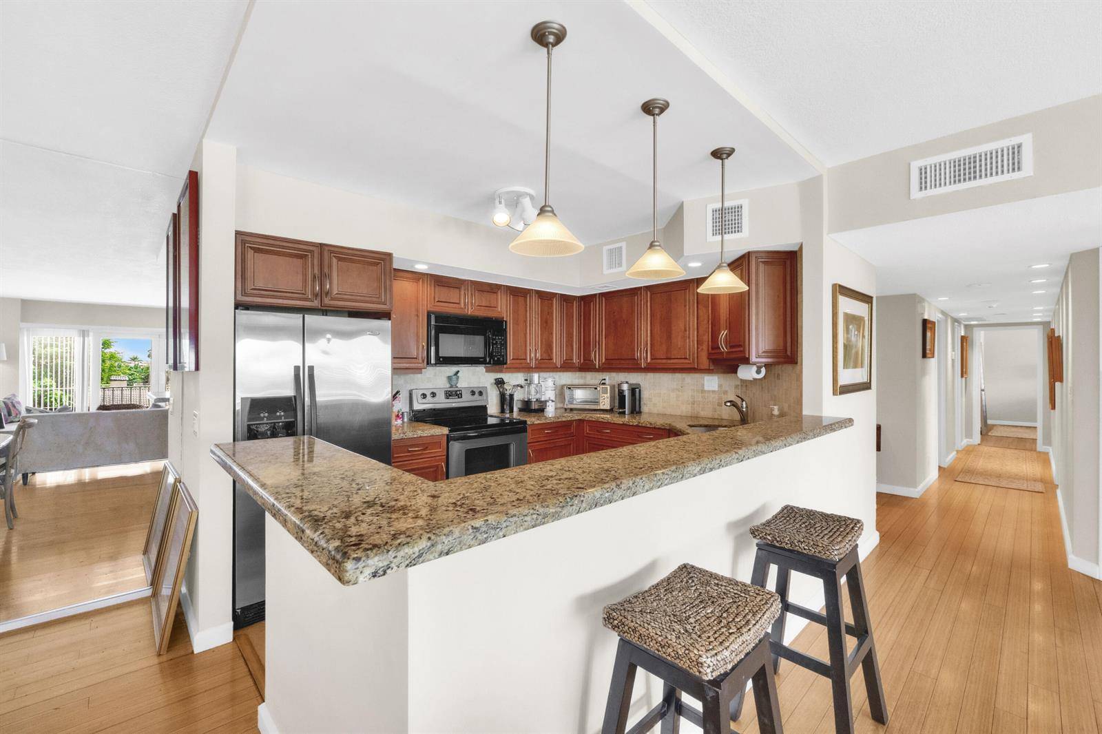 2500 E Las OlasFort Lauderdale - MARINE TOWER CONDO condo unit 409 - picture