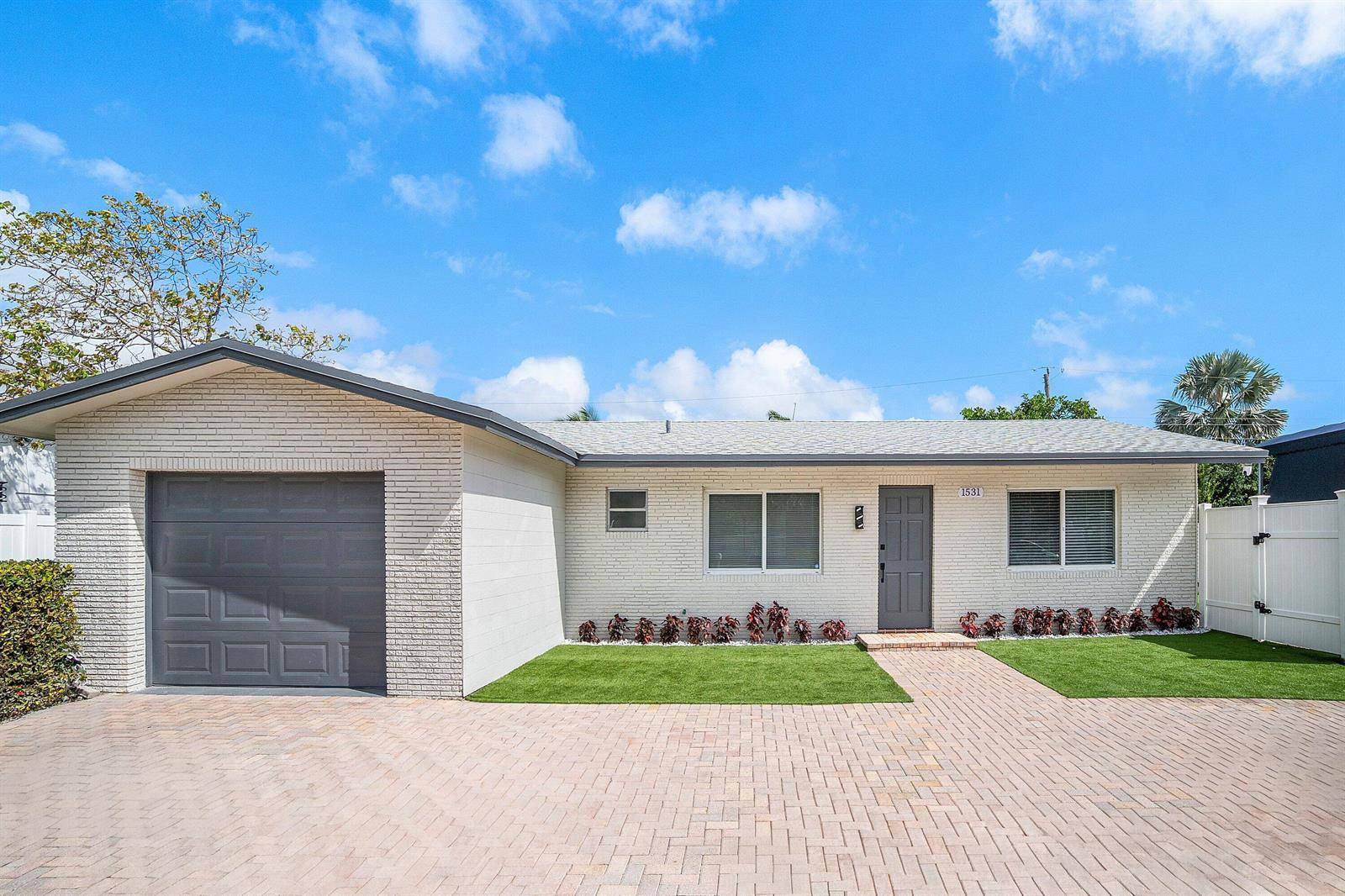 1531 NW 4thBoca Raton - picture