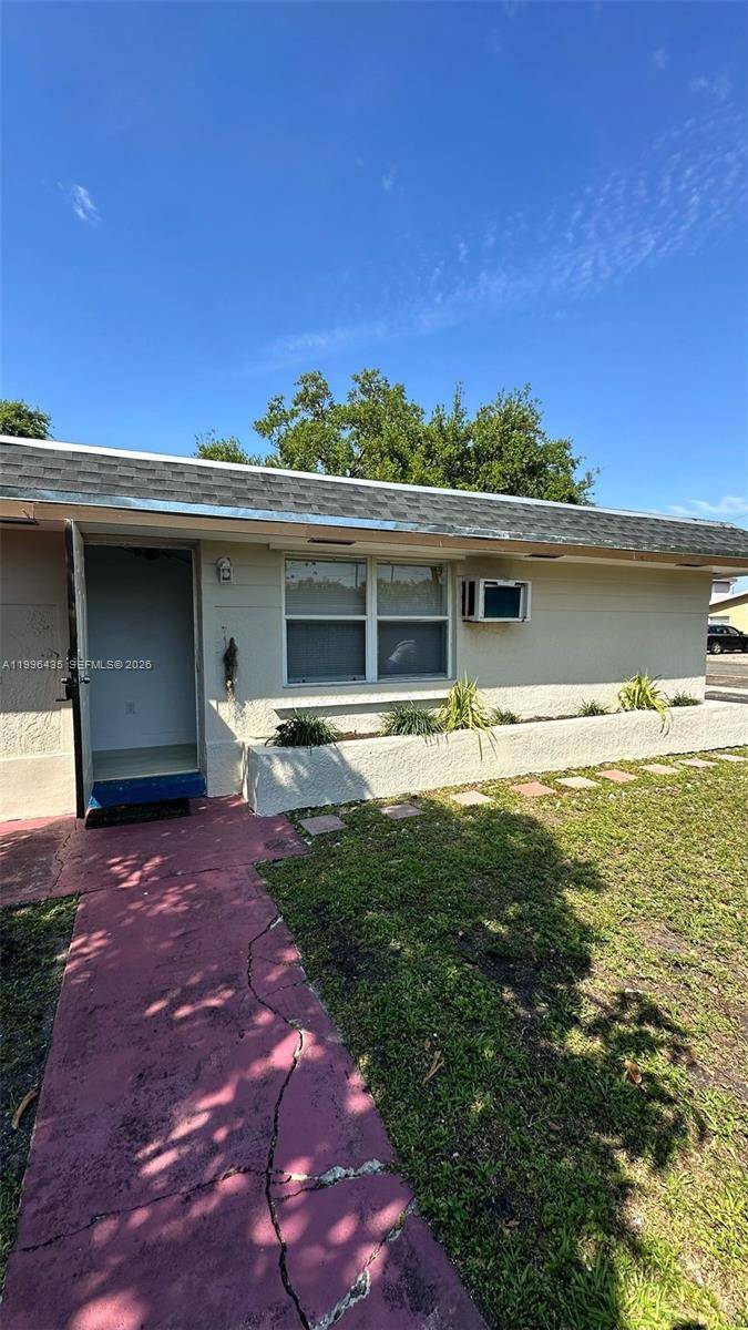715 SW 6th StDania Beach - picture
