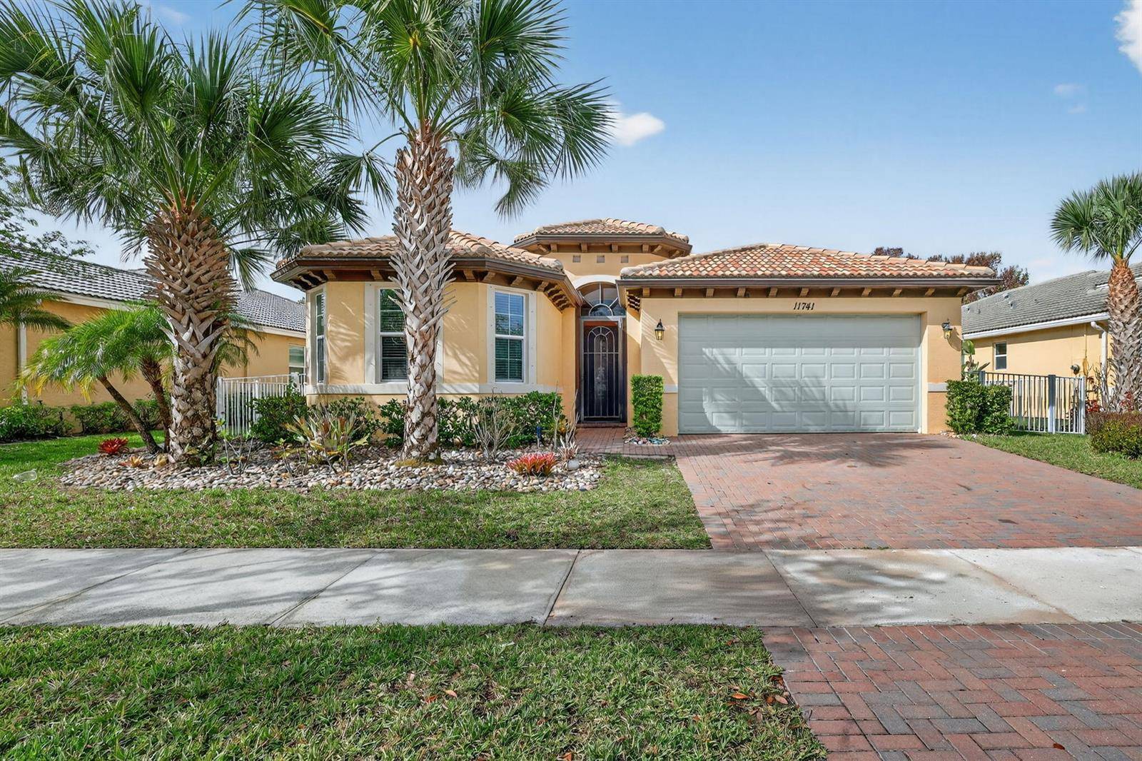 11741 SW BenningtonPort St. Lucie - picture
