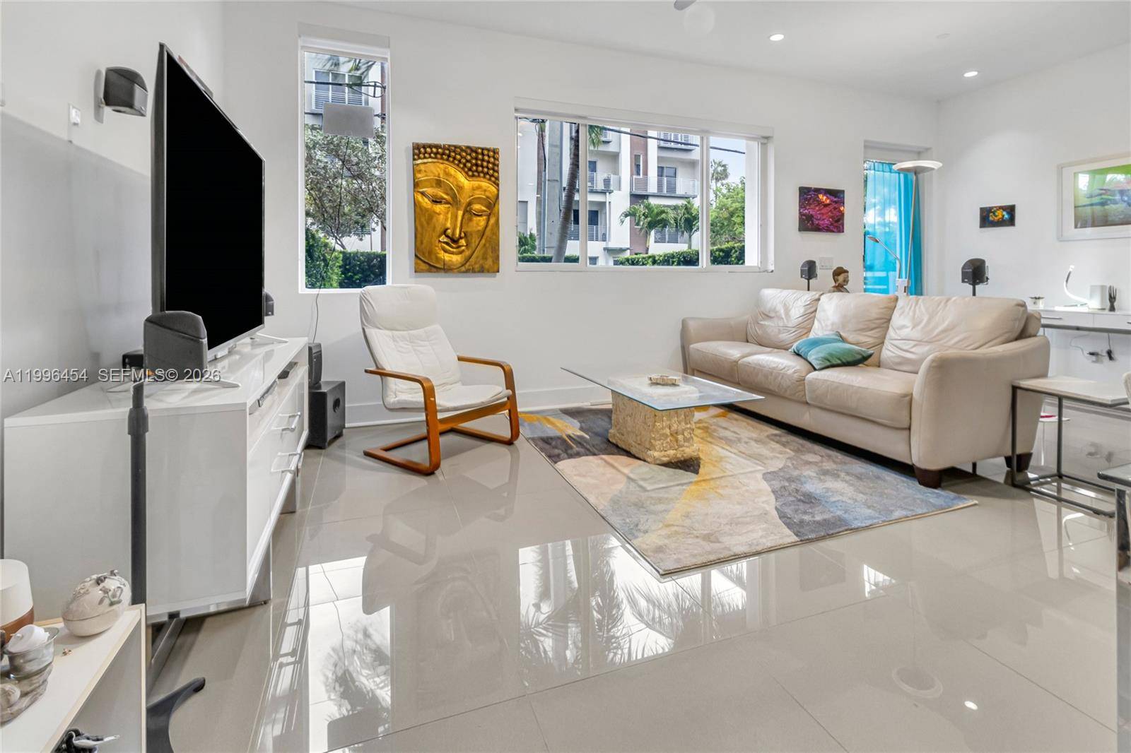 1045 NE 18th AveFort Lauderdale - GALLERIA LOFTS CONDO condo unit 102 - picture